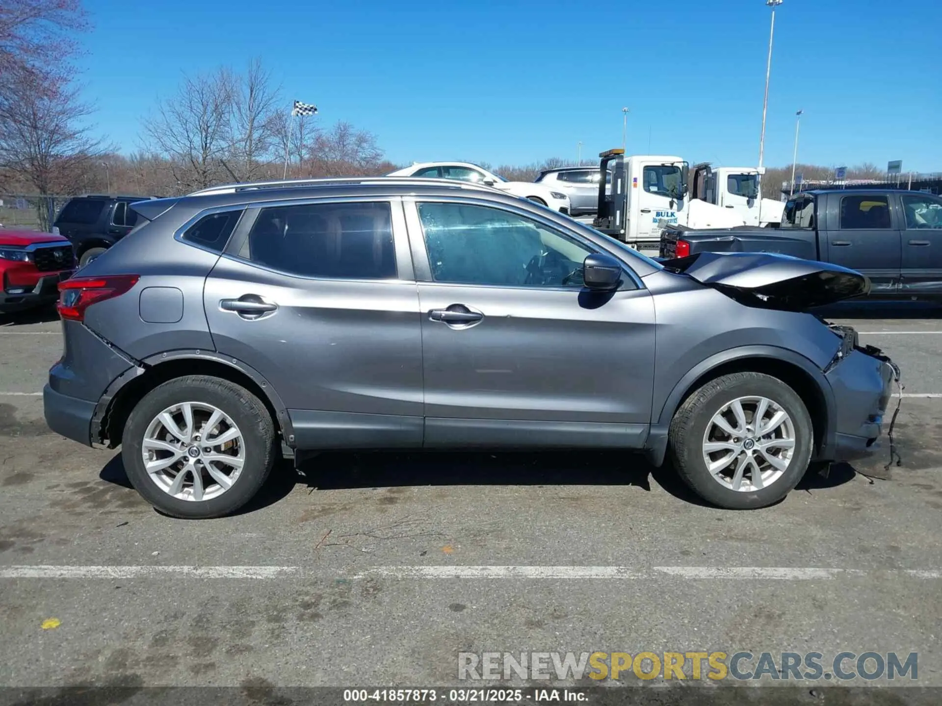 13 Photograph of a damaged car JN1BJ1CW5LW387161 NISSAN ROGUE SPORT 2020