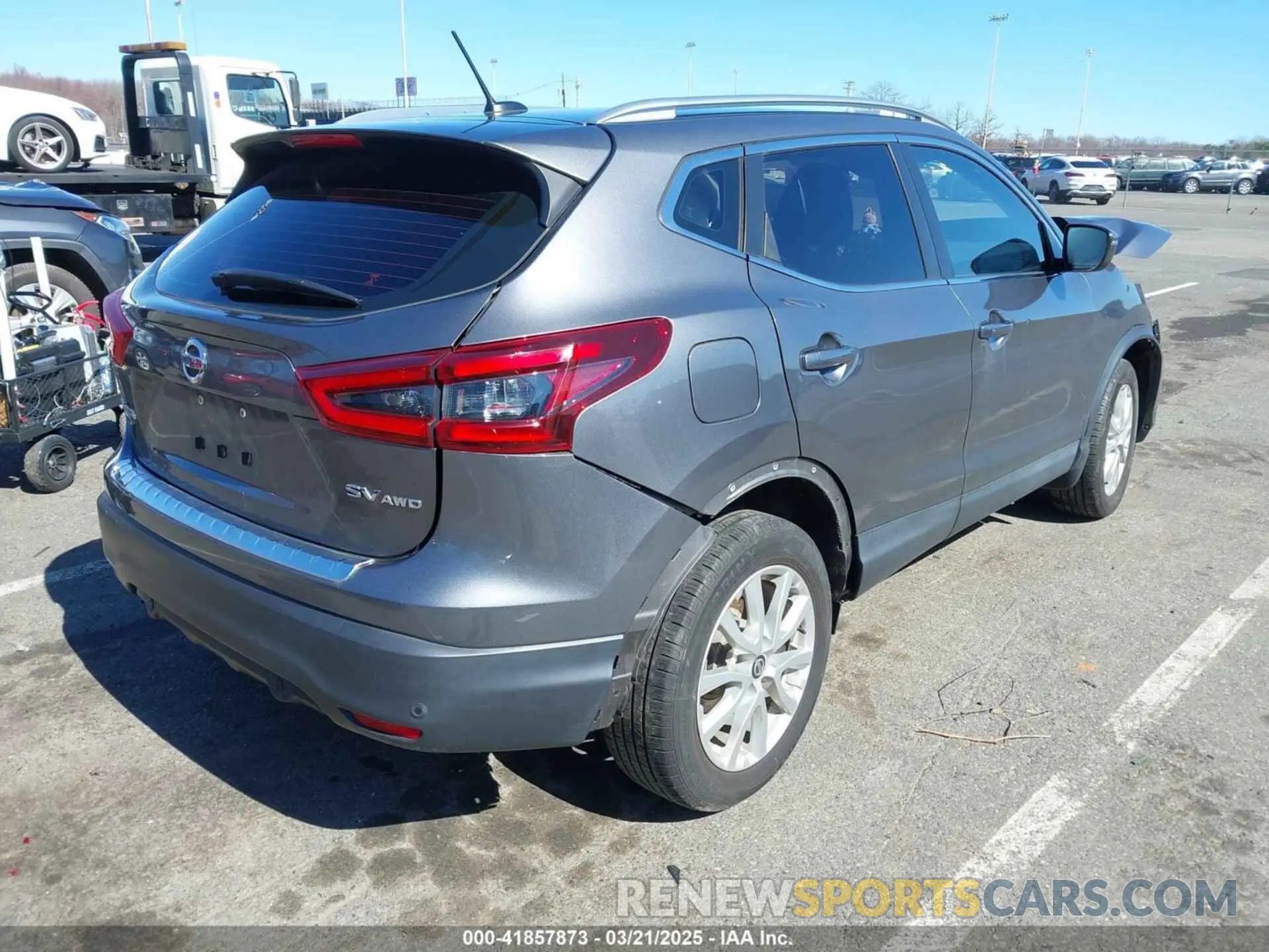 4 Photograph of a damaged car JN1BJ1CW5LW387161 NISSAN ROGUE SPORT 2020