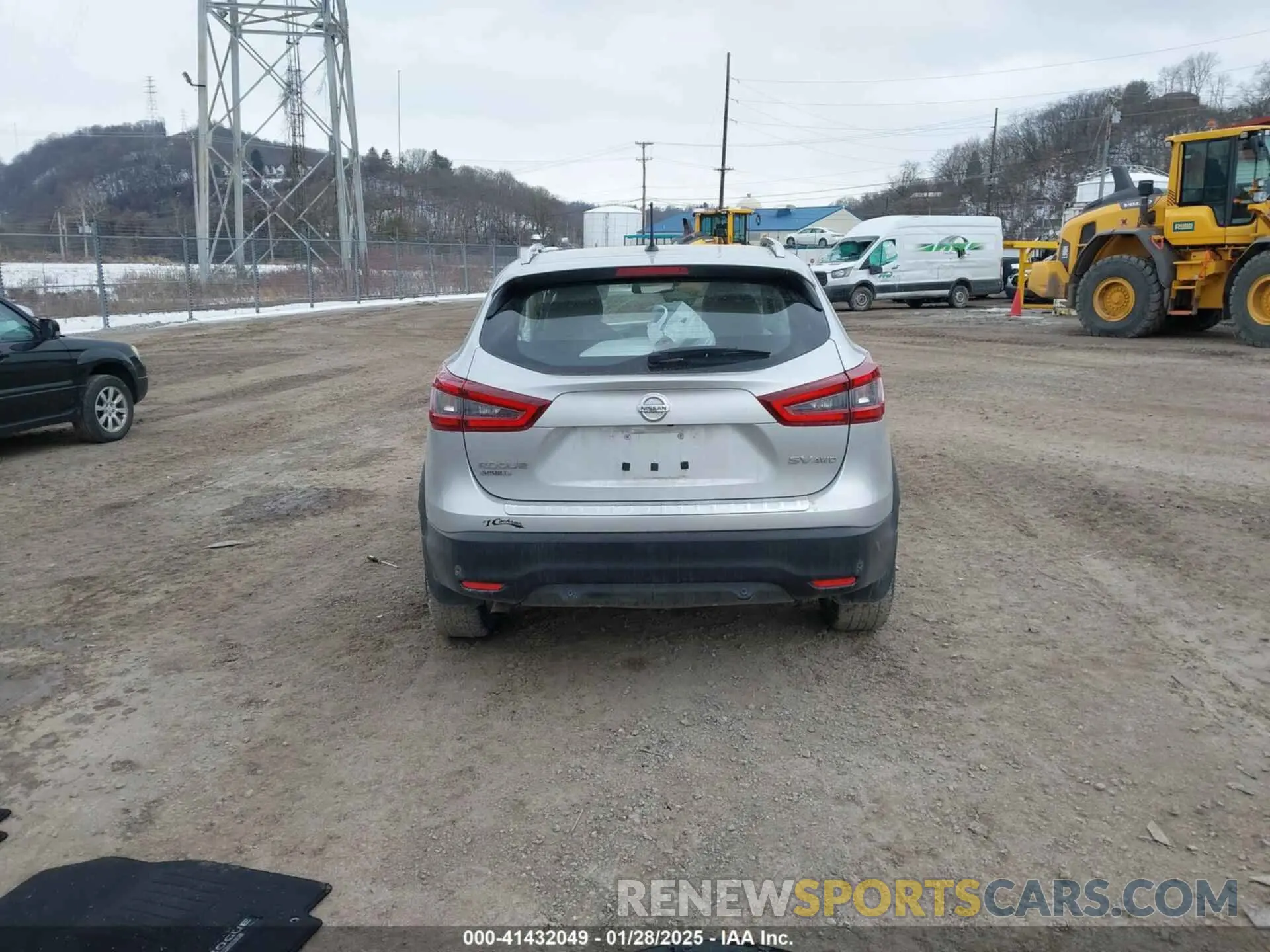 17 Photograph of a damaged car JN1BJ1CW5LW390349 NISSAN ROGUE SPORT 2020