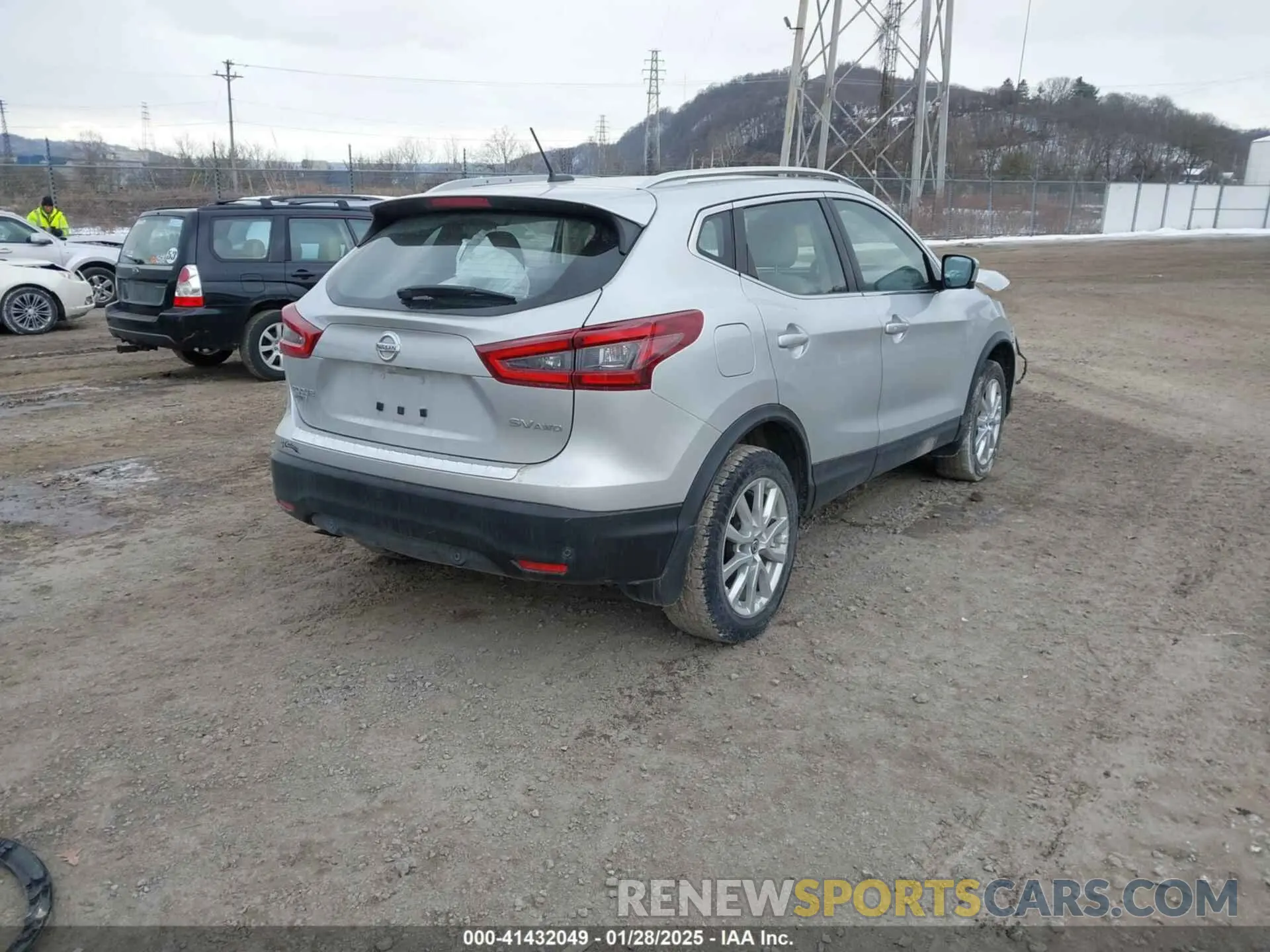 4 Photograph of a damaged car JN1BJ1CW5LW390349 NISSAN ROGUE SPORT 2020