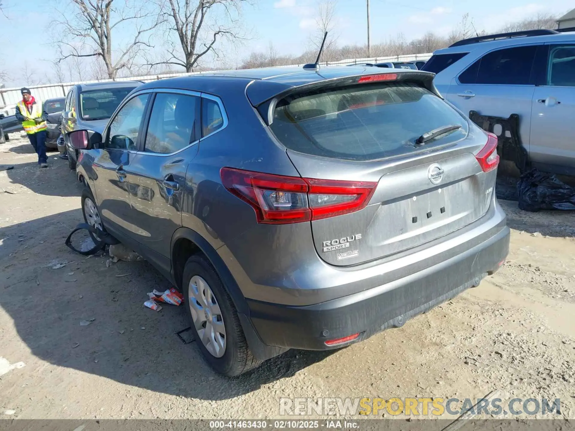 3 Photograph of a damaged car JN1BJ1CW5LW393364 NISSAN ROGUE SPORT 2020