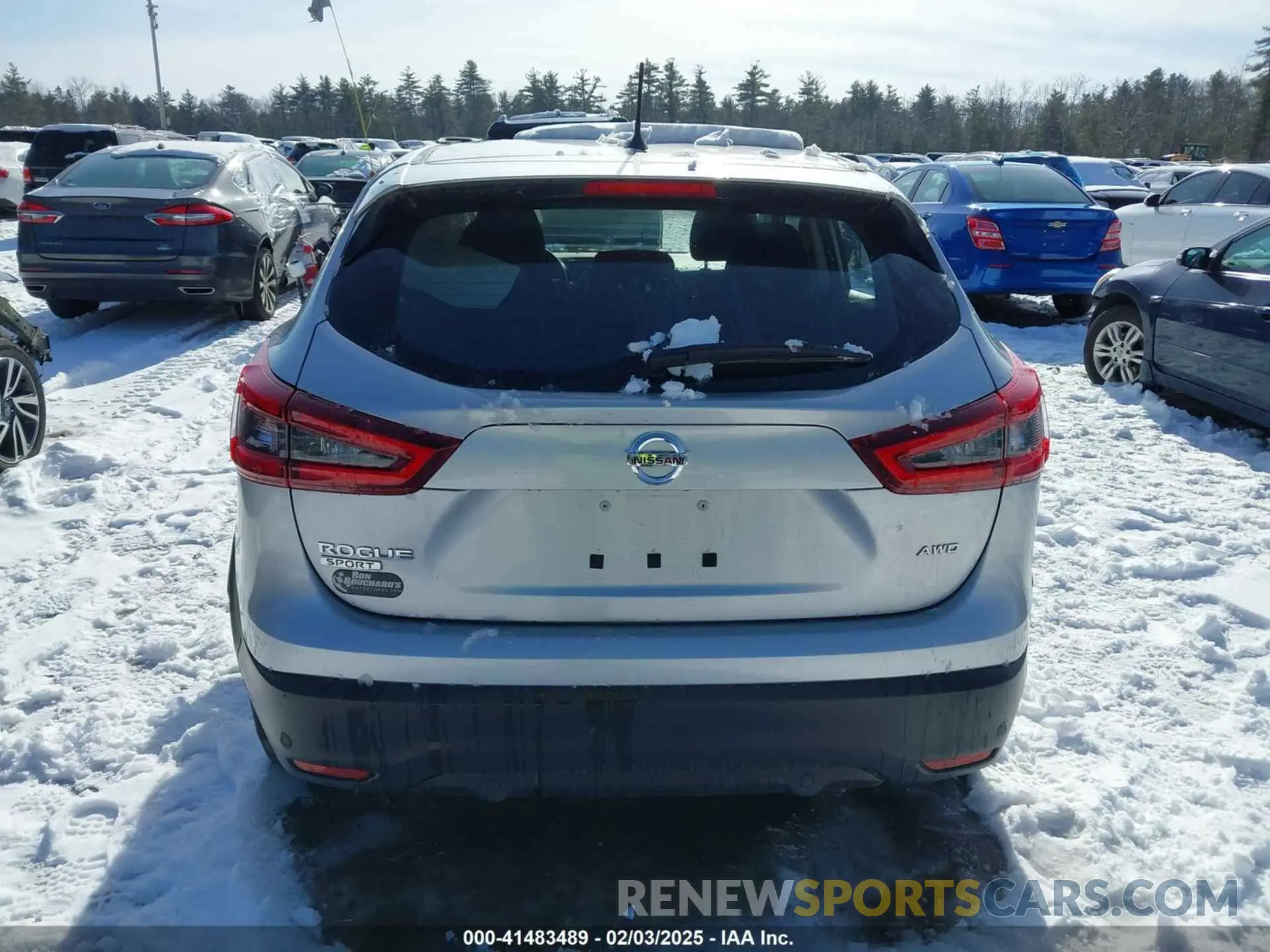 16 Photograph of a damaged car JN1BJ1CW5LW645047 NISSAN ROGUE SPORT 2020