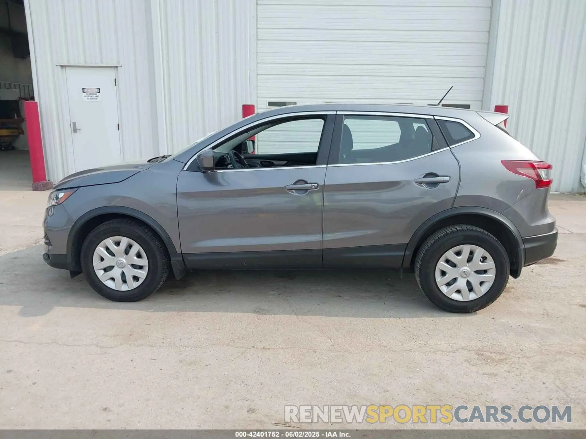 14 Photograph of a damaged car JN1BJ1CW5LW646991 NISSAN ROGUE SPORT 2020