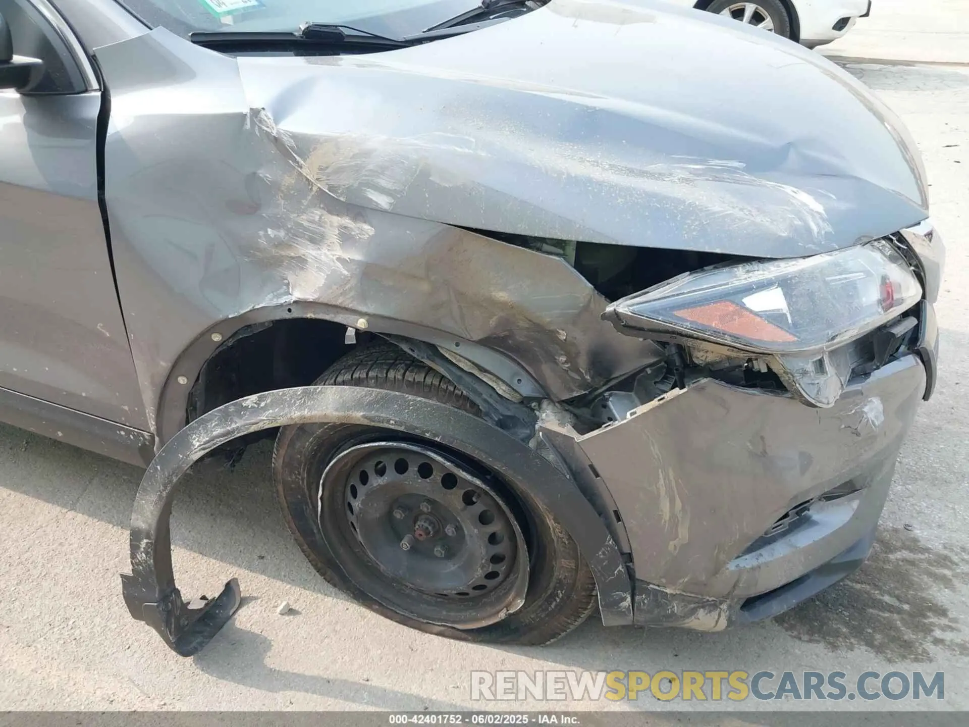 6 Photograph of a damaged car JN1BJ1CW5LW646991 NISSAN ROGUE SPORT 2020