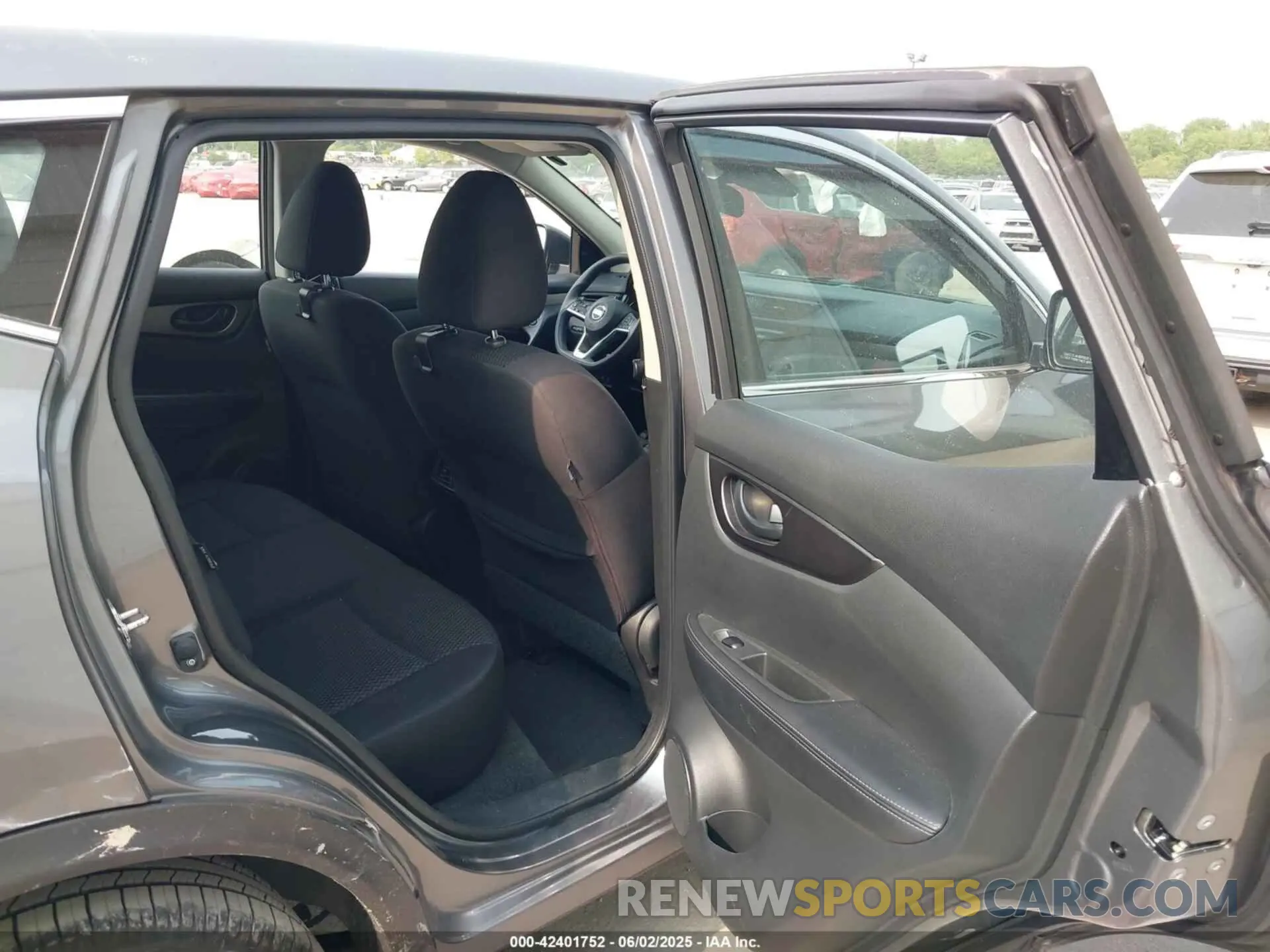 8 Photograph of a damaged car JN1BJ1CW5LW646991 NISSAN ROGUE SPORT 2020
