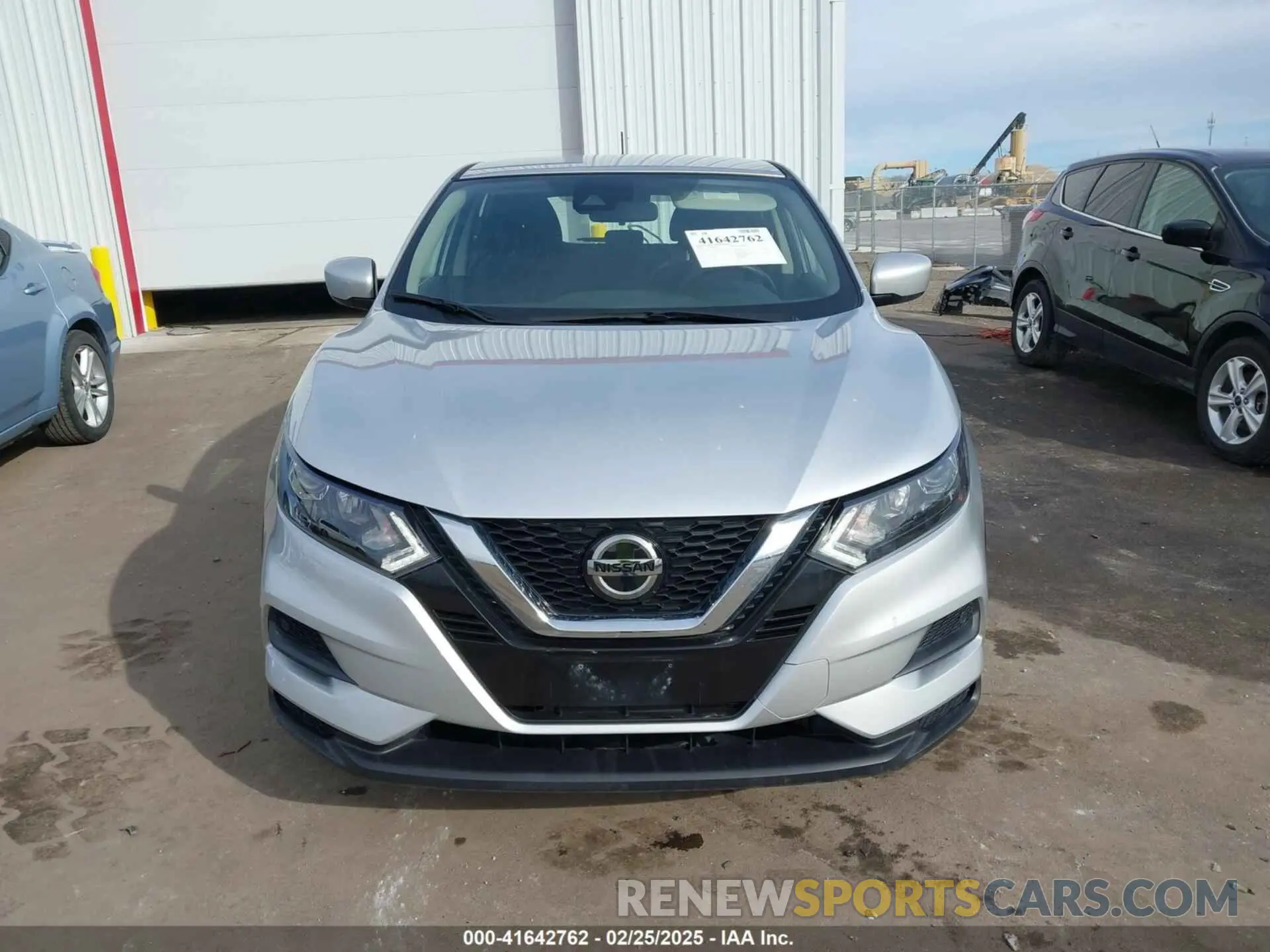 12 Photograph of a damaged car JN1BJ1CW5LW648269 NISSAN ROGUE SPORT 2020