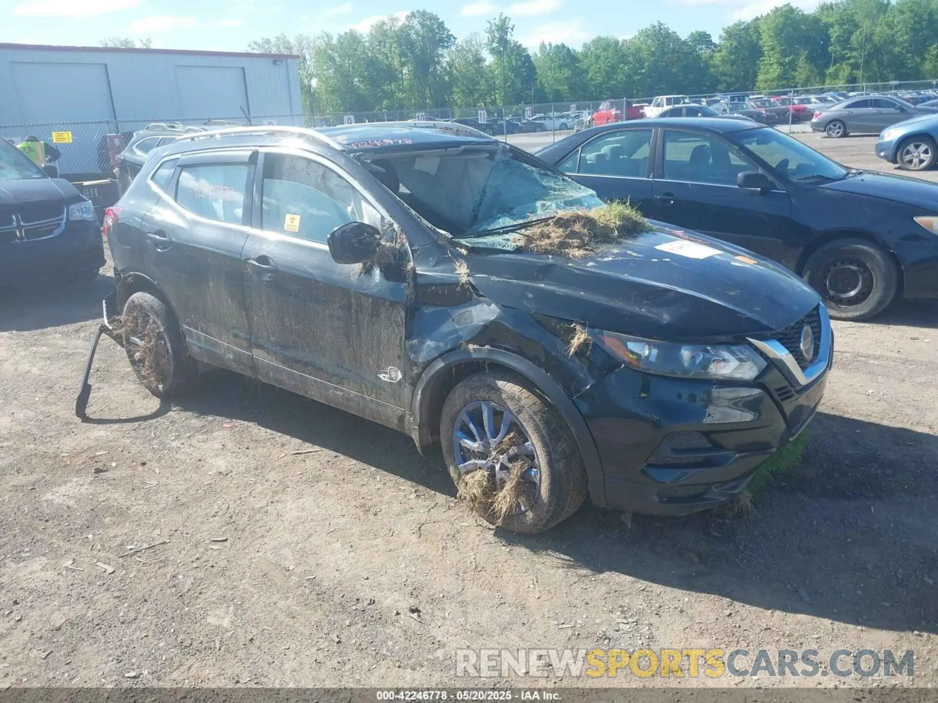 1 Photograph of a damaged car JN1BJ1CW5LW650295 NISSAN ROGUE SPORT 2020