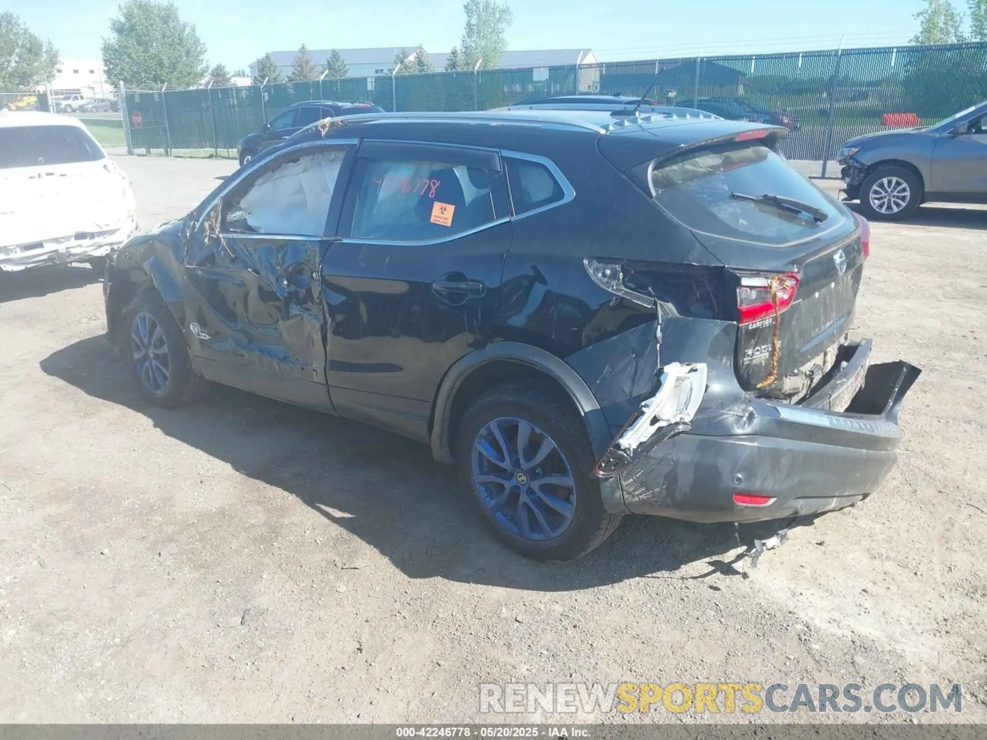 3 Photograph of a damaged car JN1BJ1CW5LW650295 NISSAN ROGUE SPORT 2020