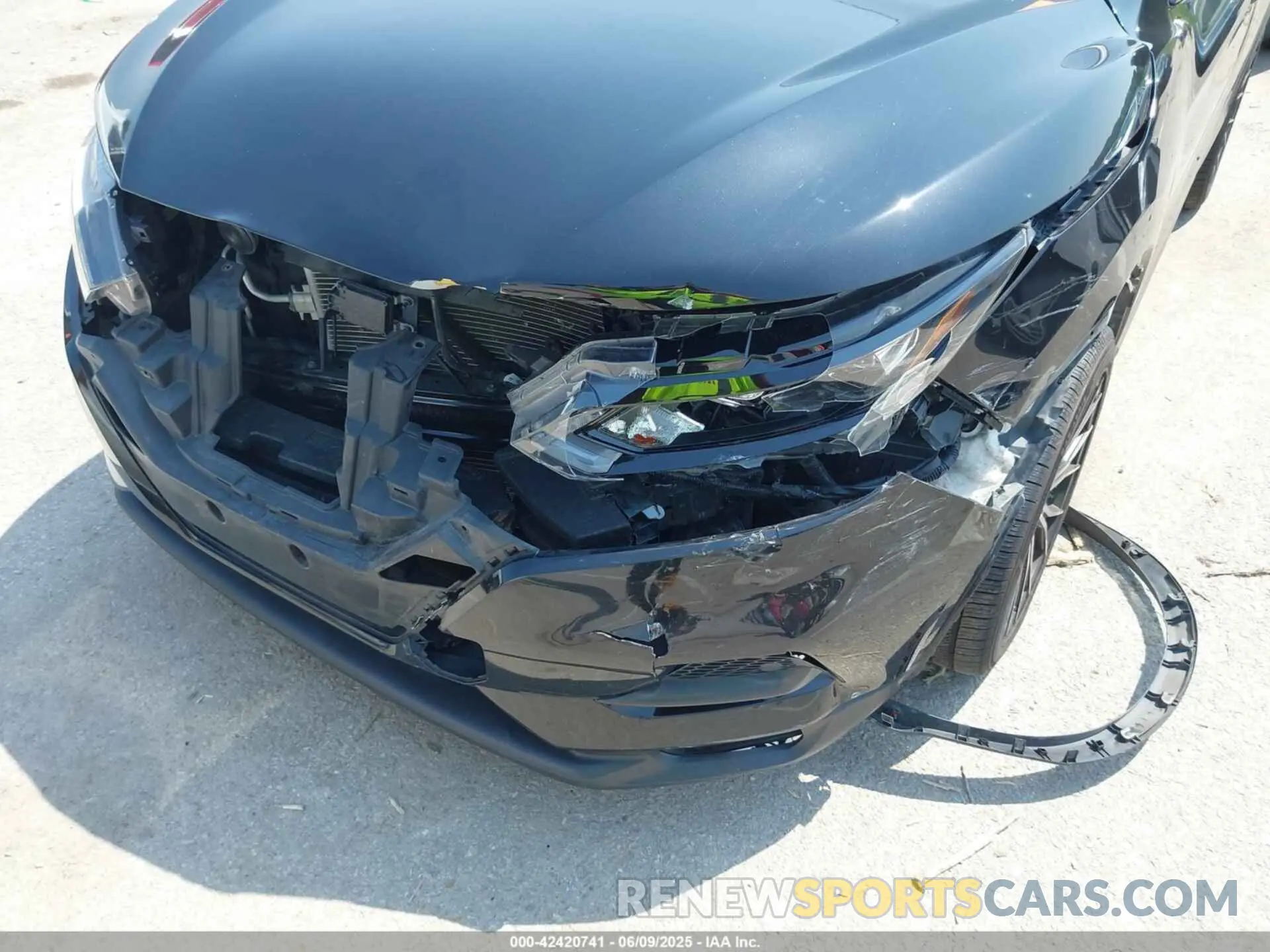 6 Photograph of a damaged car JN1BJ1CW6LW366948 NISSAN ROGUE SPORT 2020