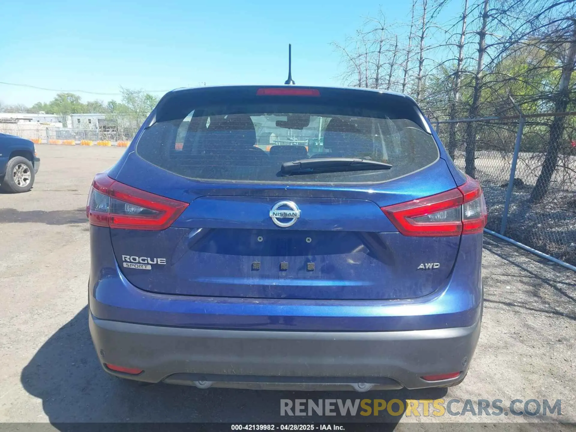 16 Photograph of a damaged car JN1BJ1CW6LW373186 NISSAN ROGUE SPORT 2020
