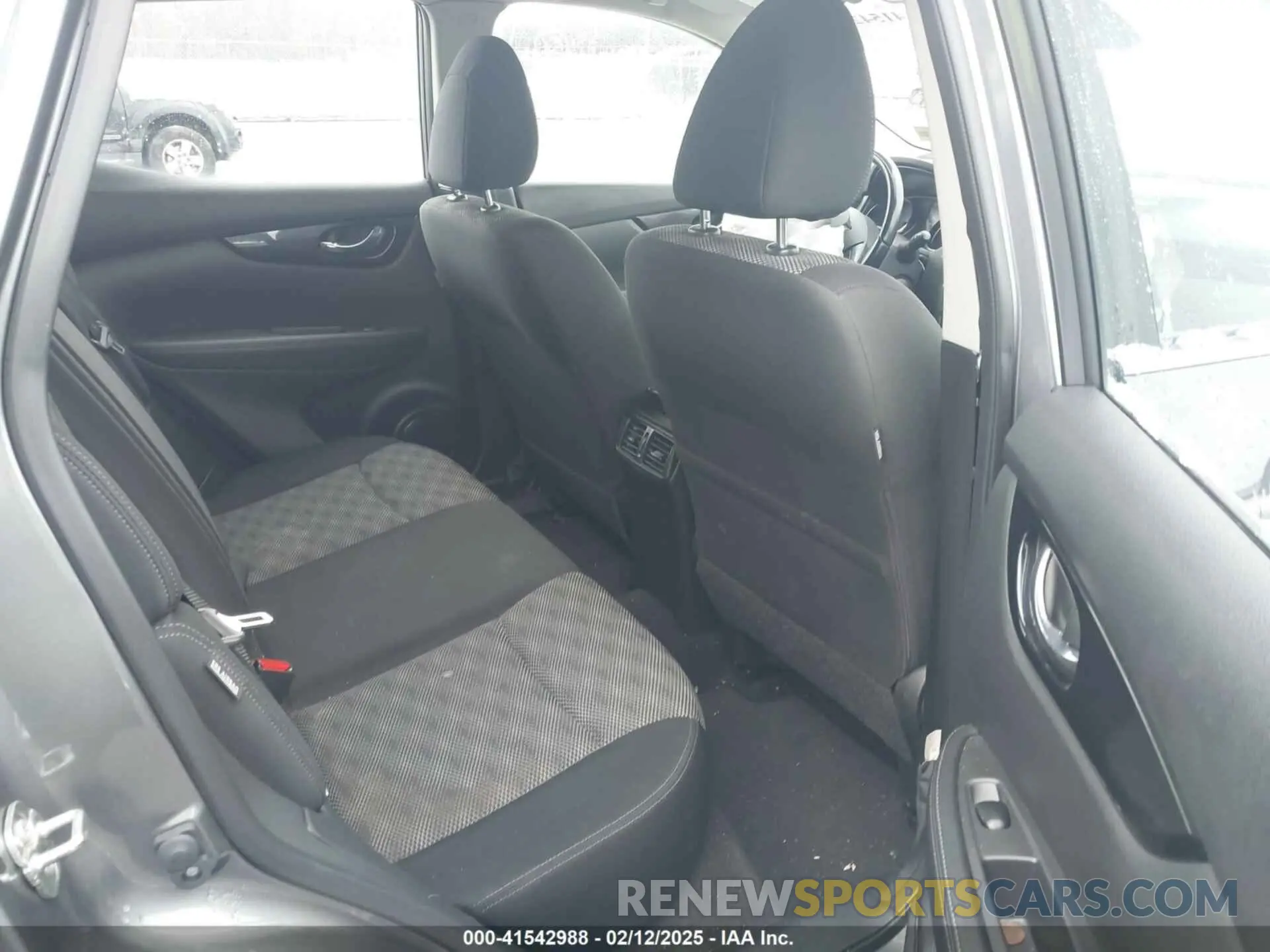 8 Photograph of a damaged car JN1BJ1CW6LW640603 NISSAN ROGUE SPORT 2020