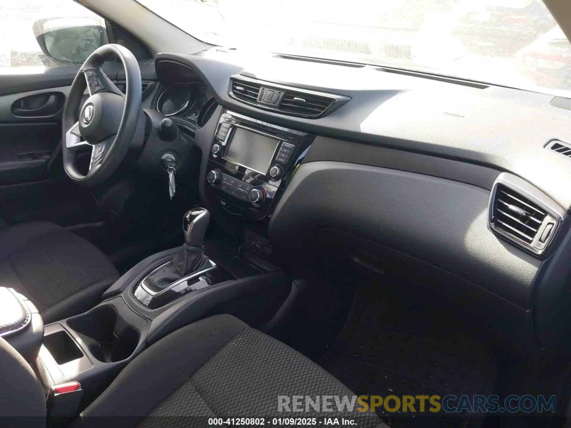 5 Photograph of a damaged car JN1BJ1CW6LW642674 NISSAN ROGUE SPORT 2020