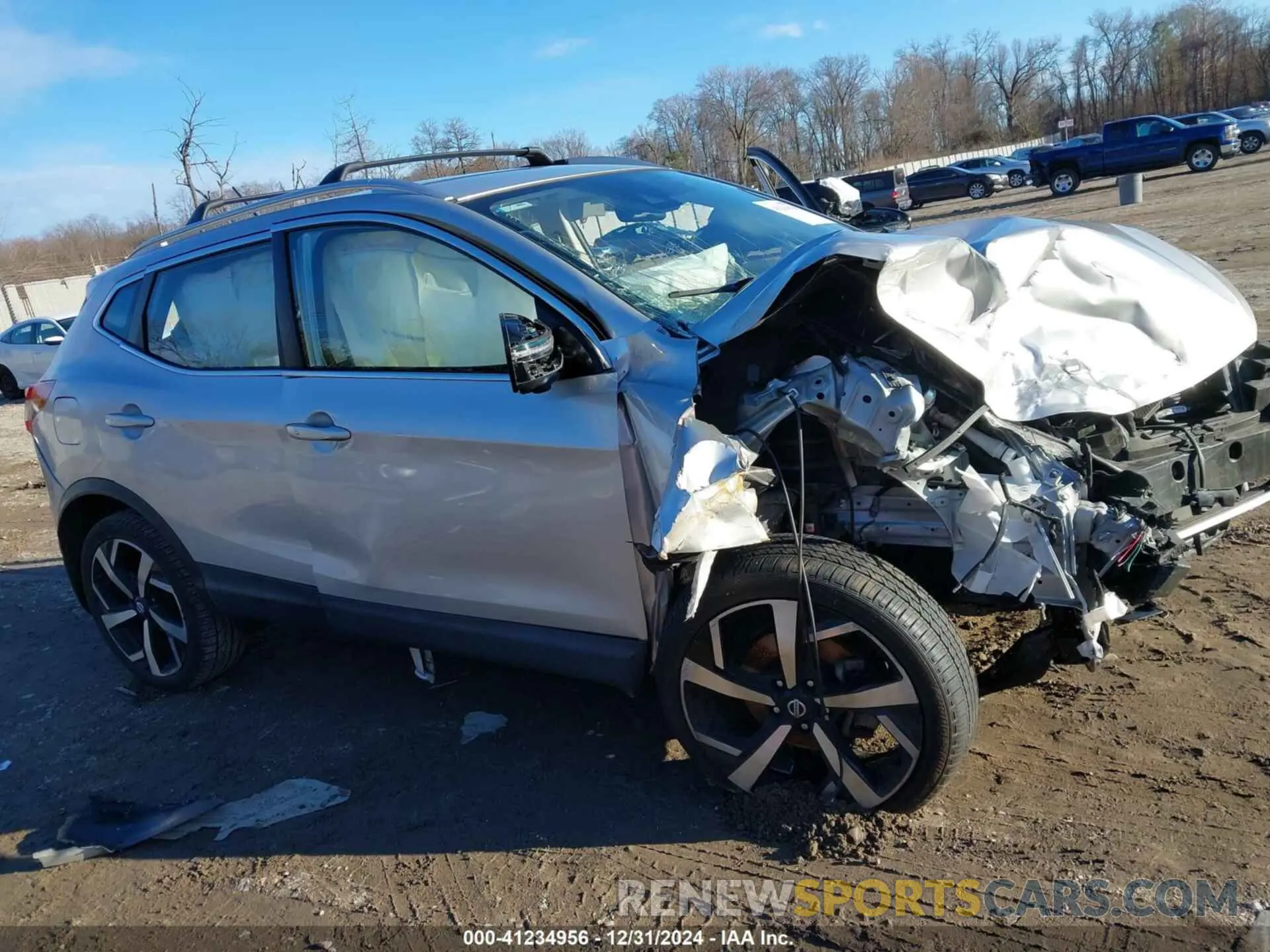 16 Photograph of a damaged car JN1BJ1CW8LW381905 NISSAN ROGUE SPORT 2020