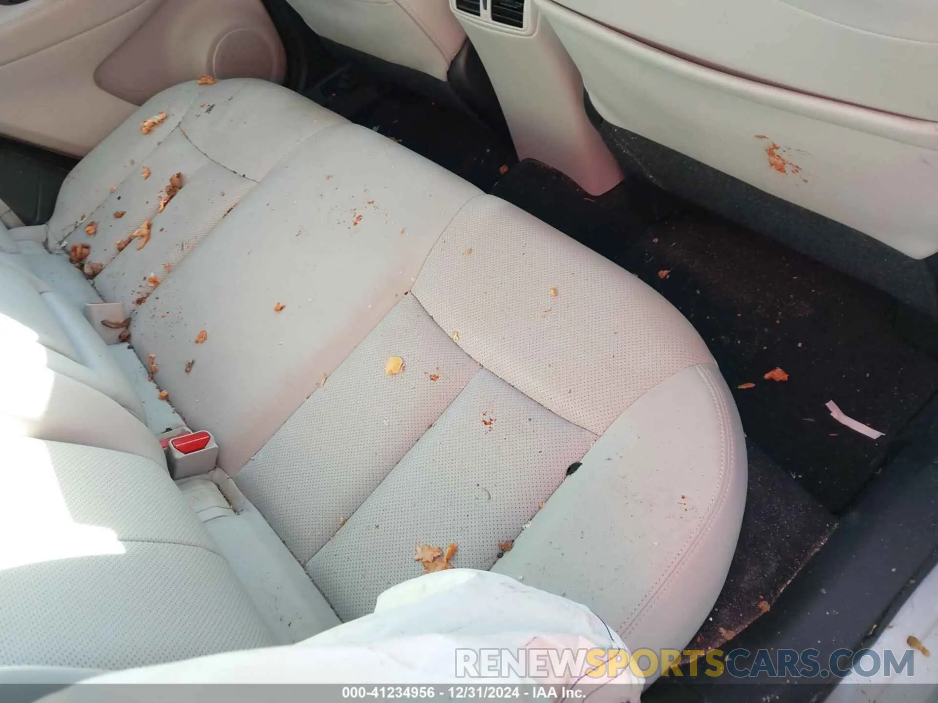 8 Photograph of a damaged car JN1BJ1CW8LW381905 NISSAN ROGUE SPORT 2020