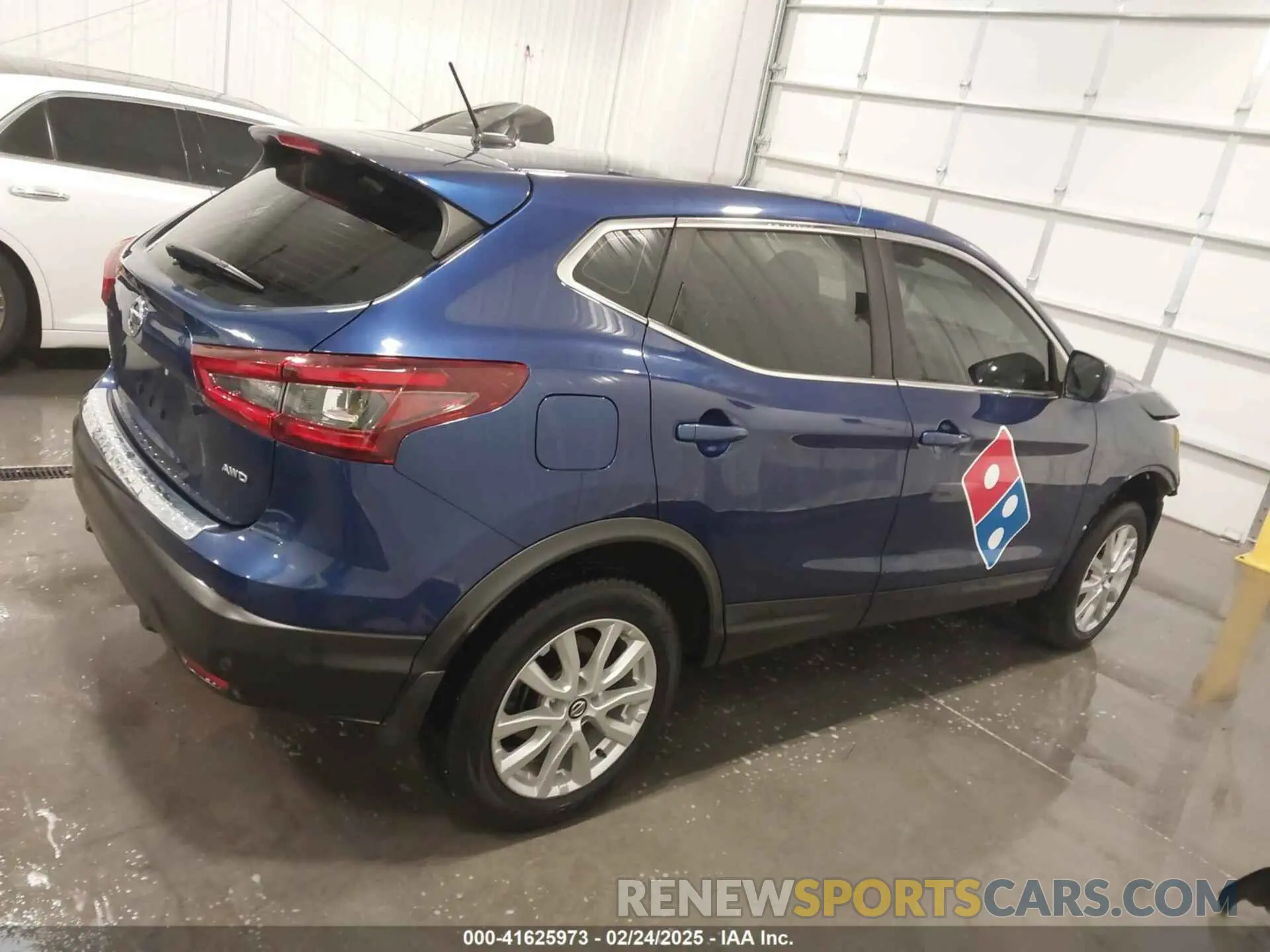 14 Photograph of a damaged car JN1BJ1CW8LW382312 NISSAN ROGUE SPORT 2020