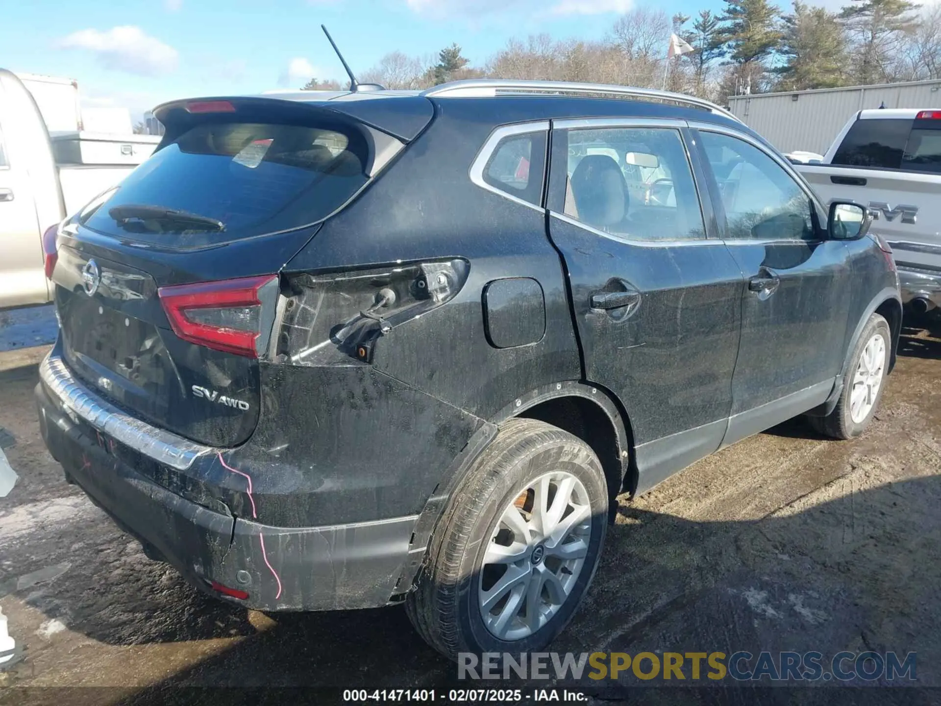 4 Photograph of a damaged car JN1BJ1CW8LW391818 NISSAN ROGUE SPORT 2020