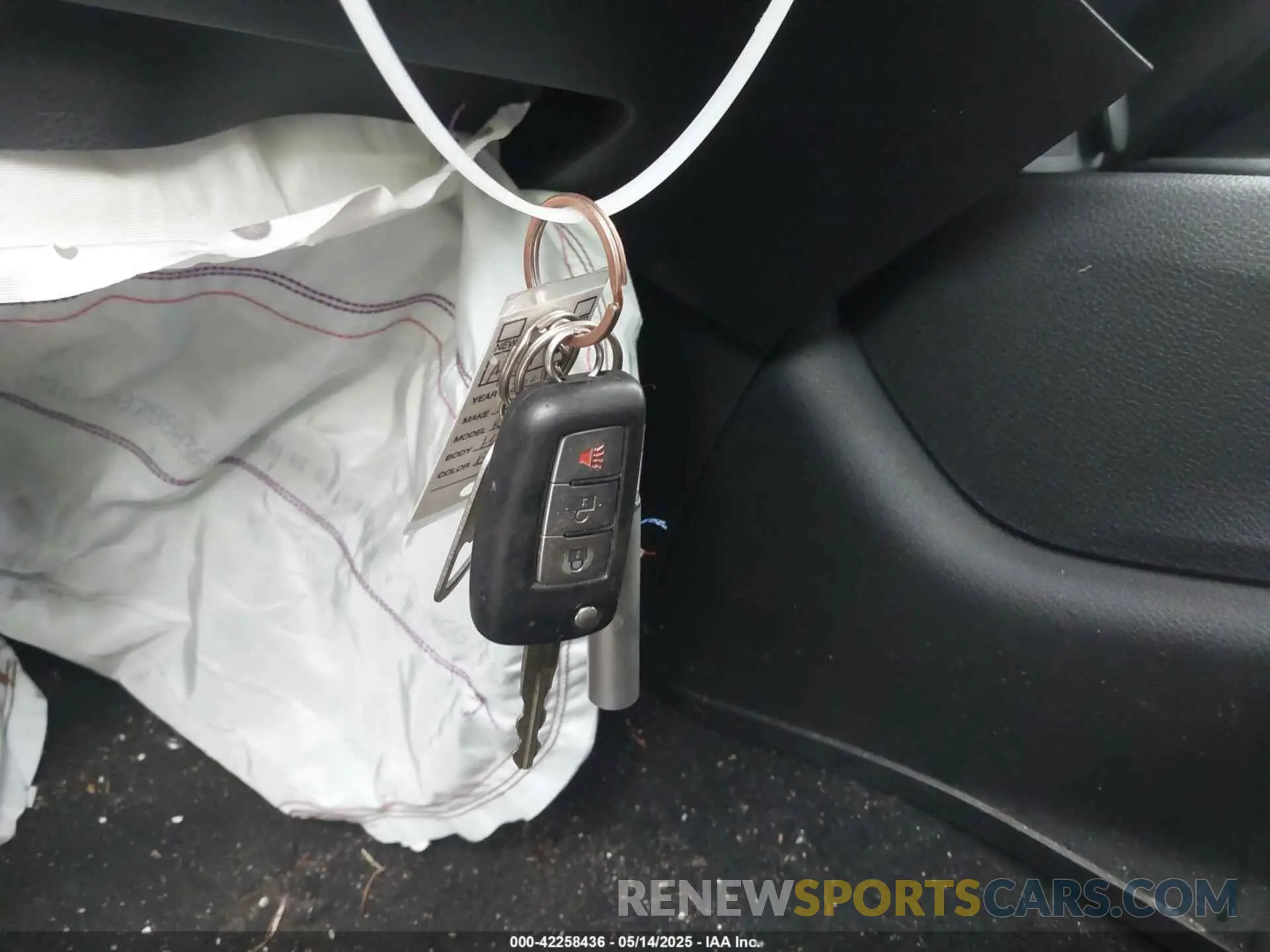 11 Photograph of a damaged car JN1BJ1CW8LW644264 NISSAN ROGUE SPORT 2020