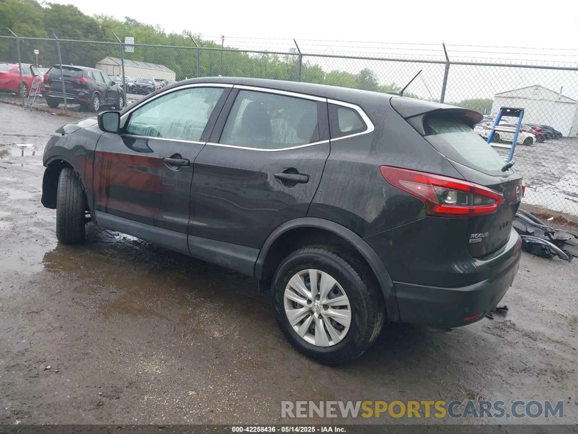 3 Photograph of a damaged car JN1BJ1CW8LW644264 NISSAN ROGUE SPORT 2020