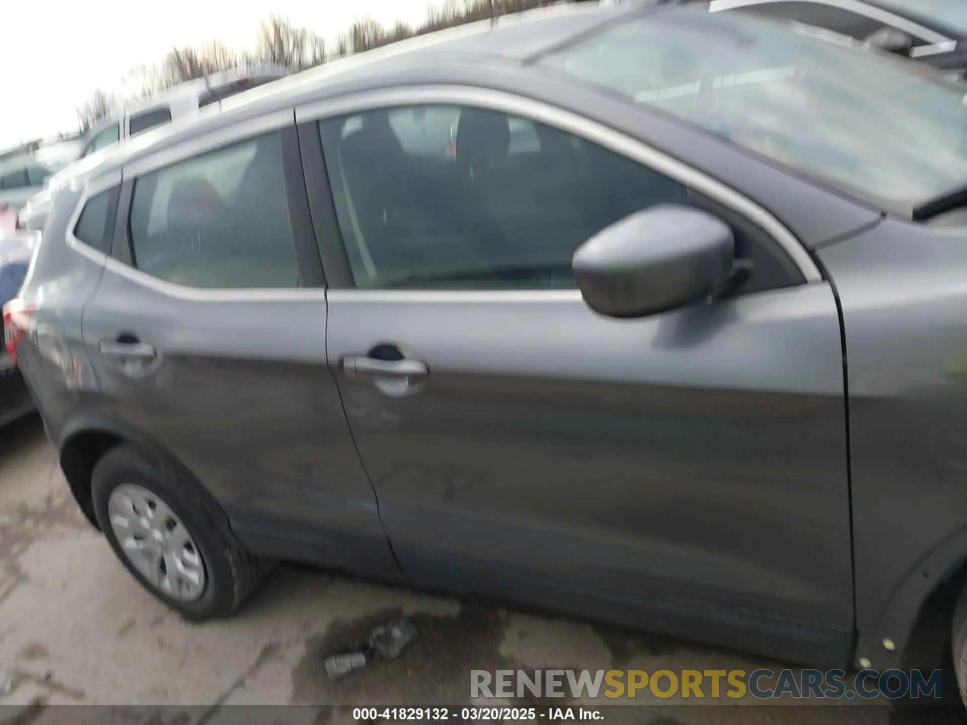 14 Photograph of a damaged car JN1BJ1CW8LW644622 NISSAN ROGUE SPORT 2020