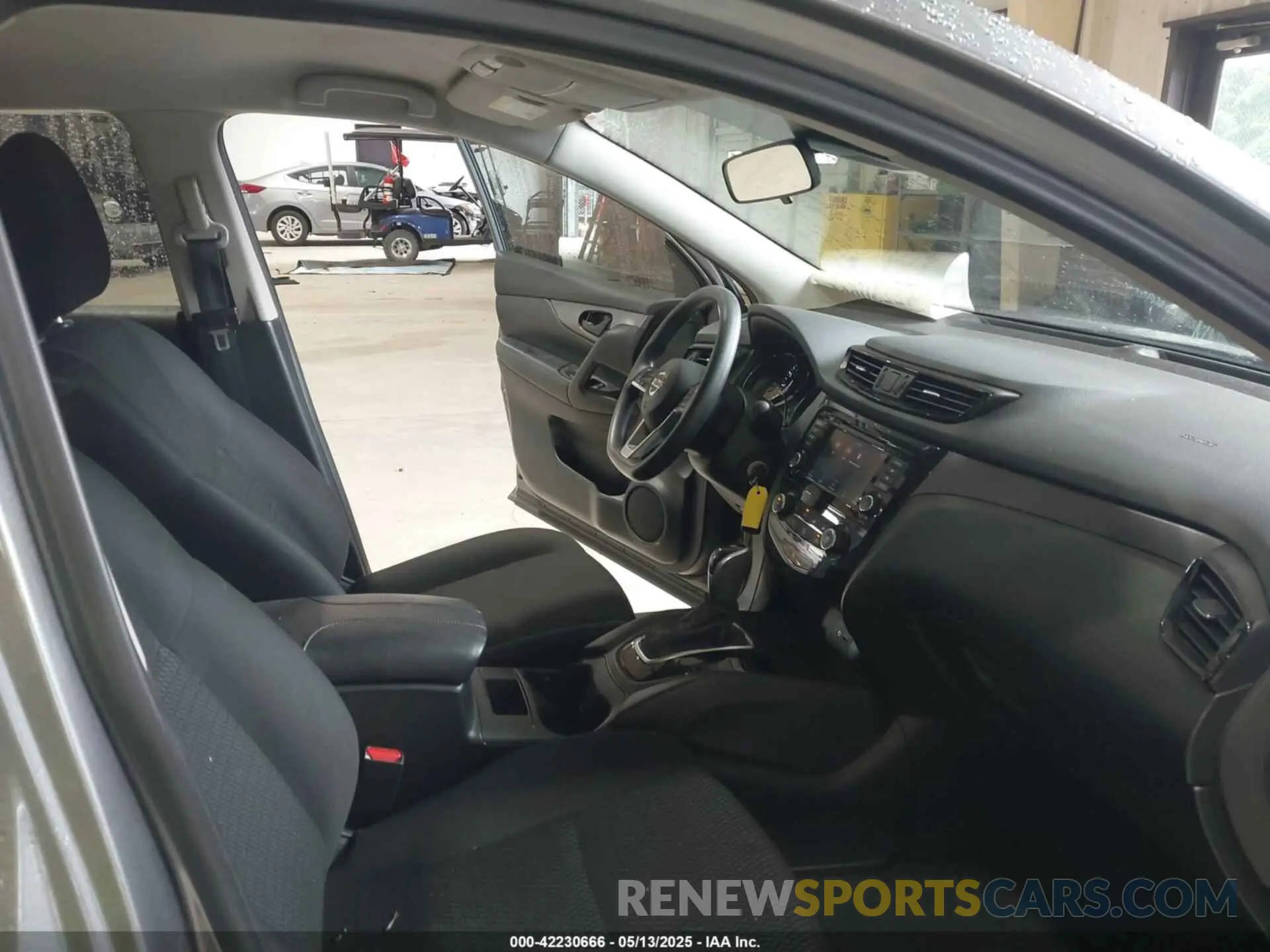 5 Photograph of a damaged car JN1BJ1CW9LW367544 NISSAN ROGUE SPORT 2020