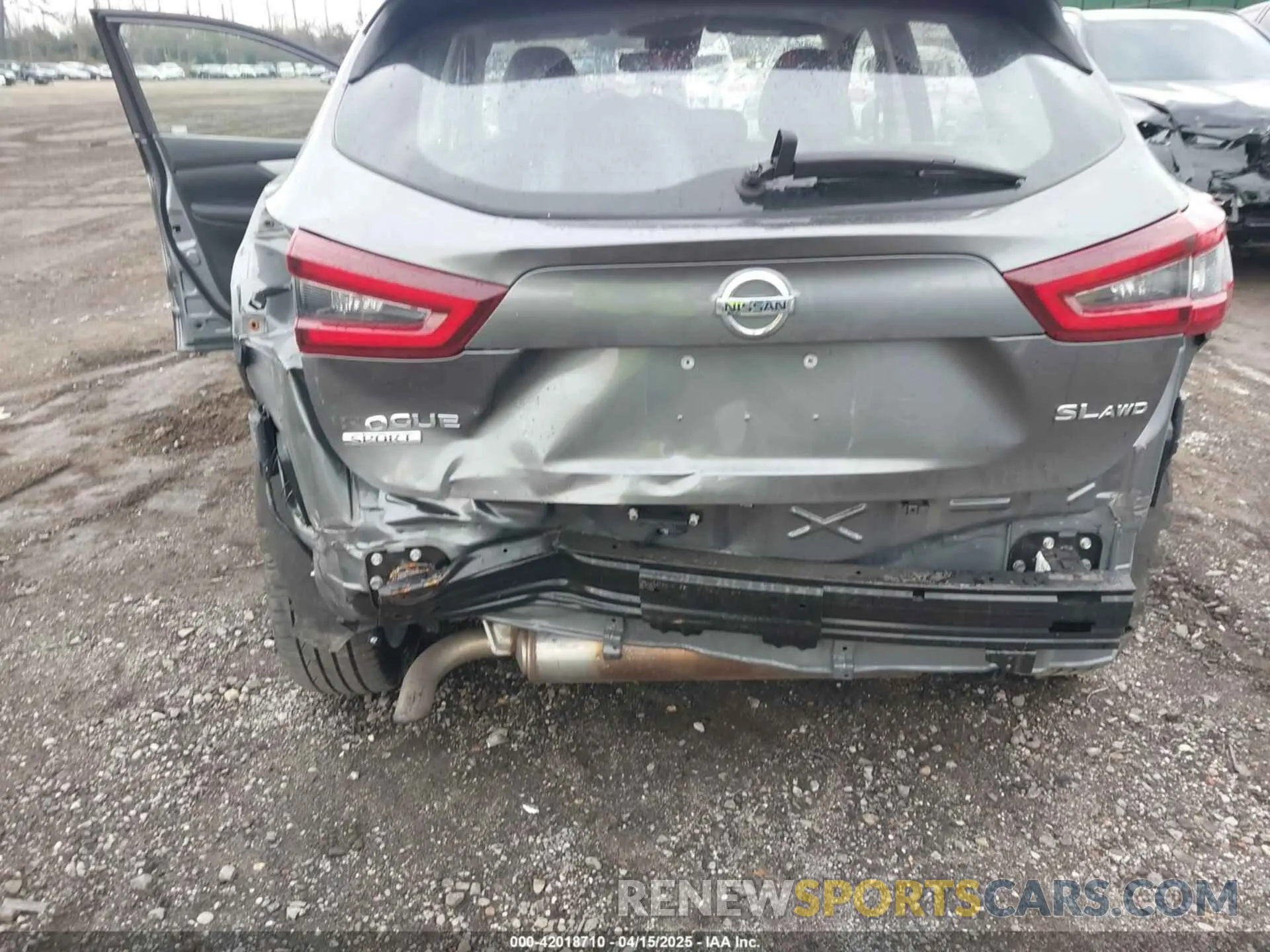 6 Photograph of a damaged car JN1BJ1CW9LW387356 NISSAN ROGUE SPORT 2020