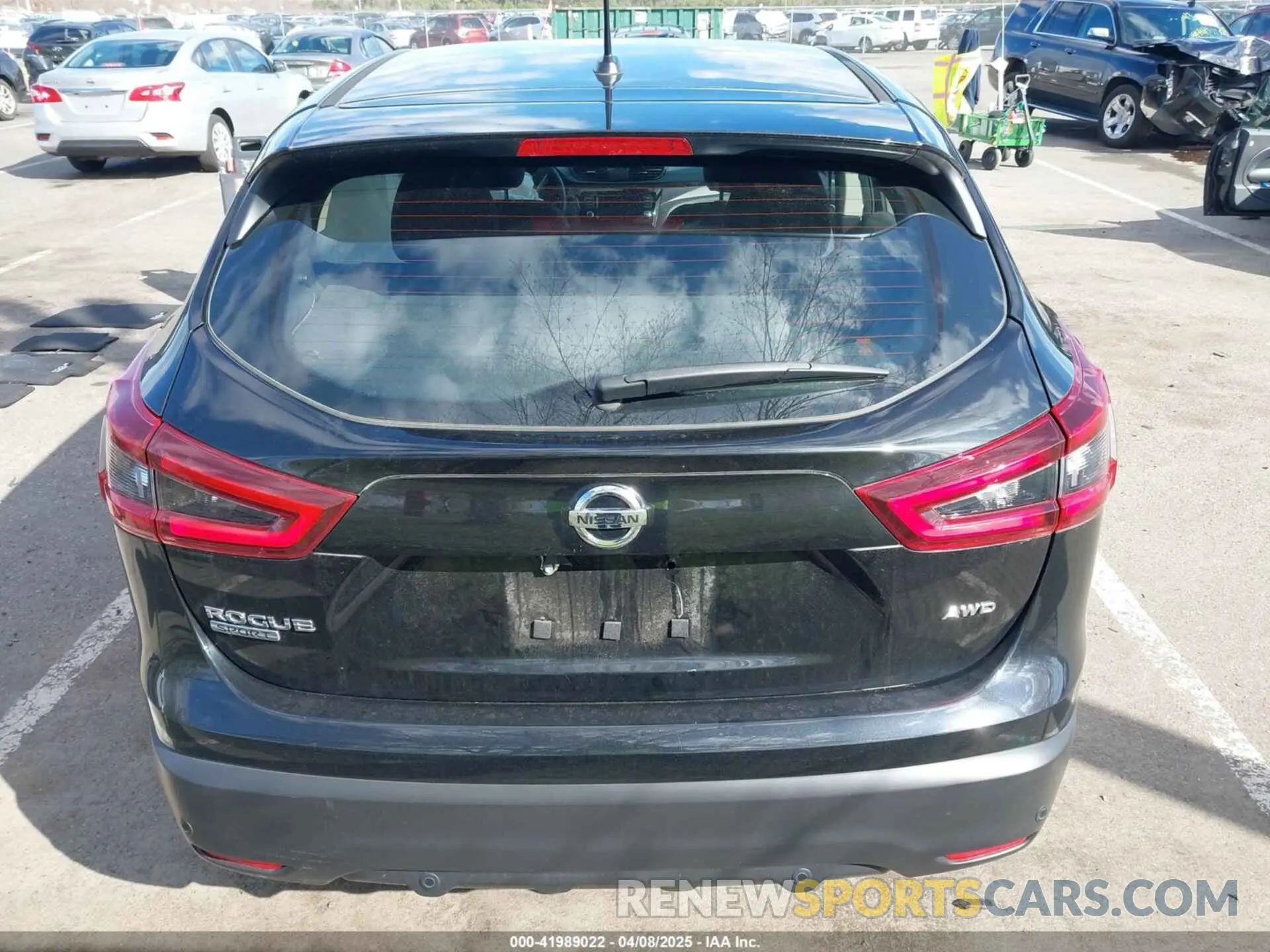 16 Photograph of a damaged car JN1BJ1CW9LW647934 NISSAN ROGUE SPORT 2020