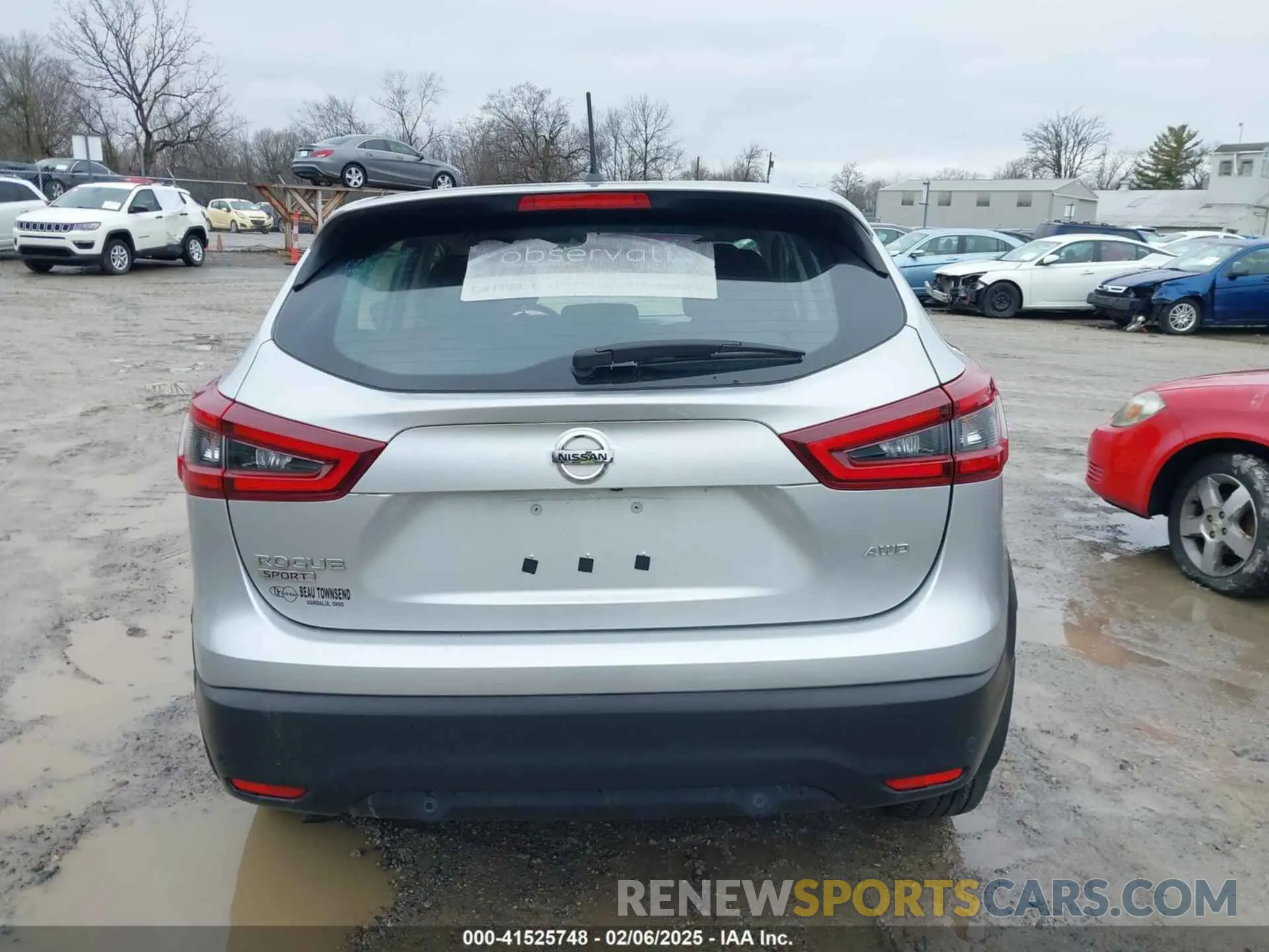 17 Photograph of a damaged car JN1BJ1CWXLW365494 NISSAN ROGUE SPORT 2020
