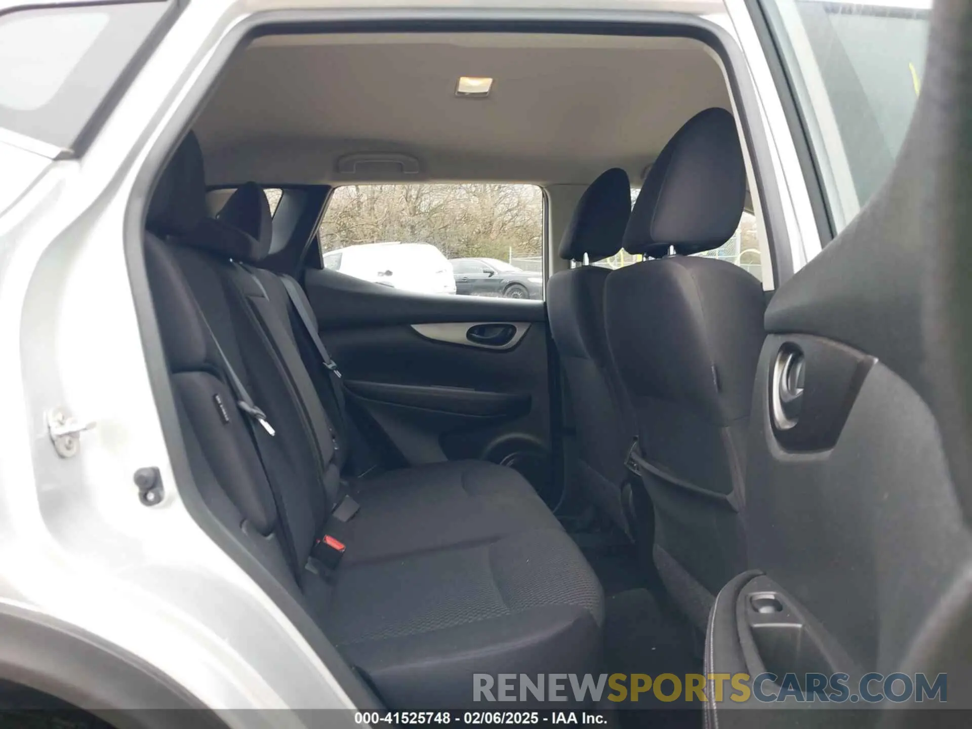 8 Photograph of a damaged car JN1BJ1CWXLW365494 NISSAN ROGUE SPORT 2020