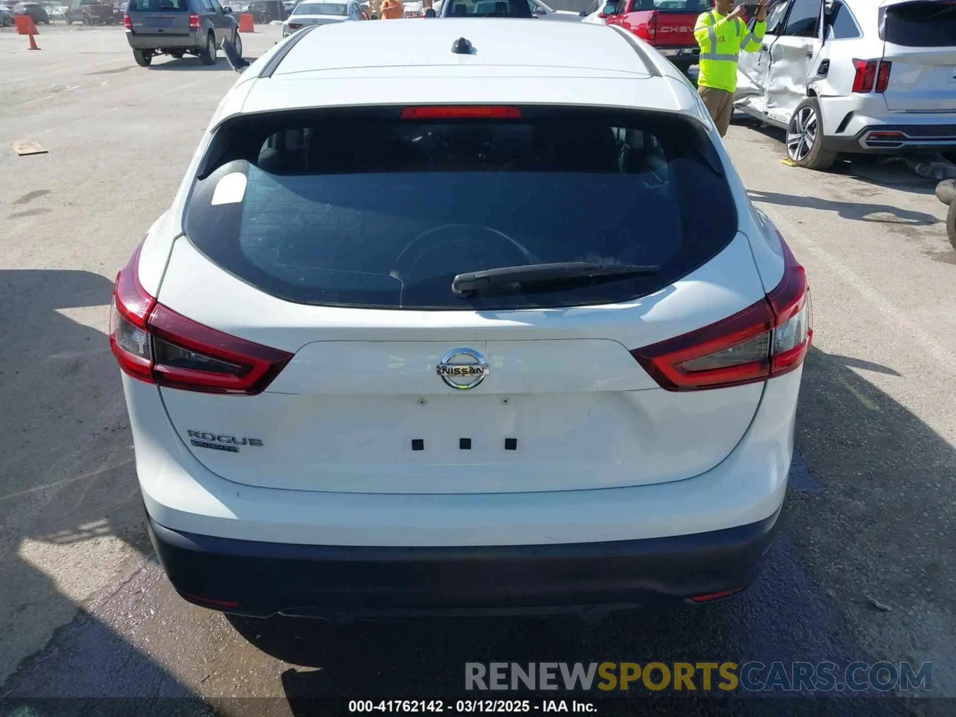 16 Photograph of a damaged car JN1BJ1AV0MW301315 NISSAN ROGUE SPORT 2021