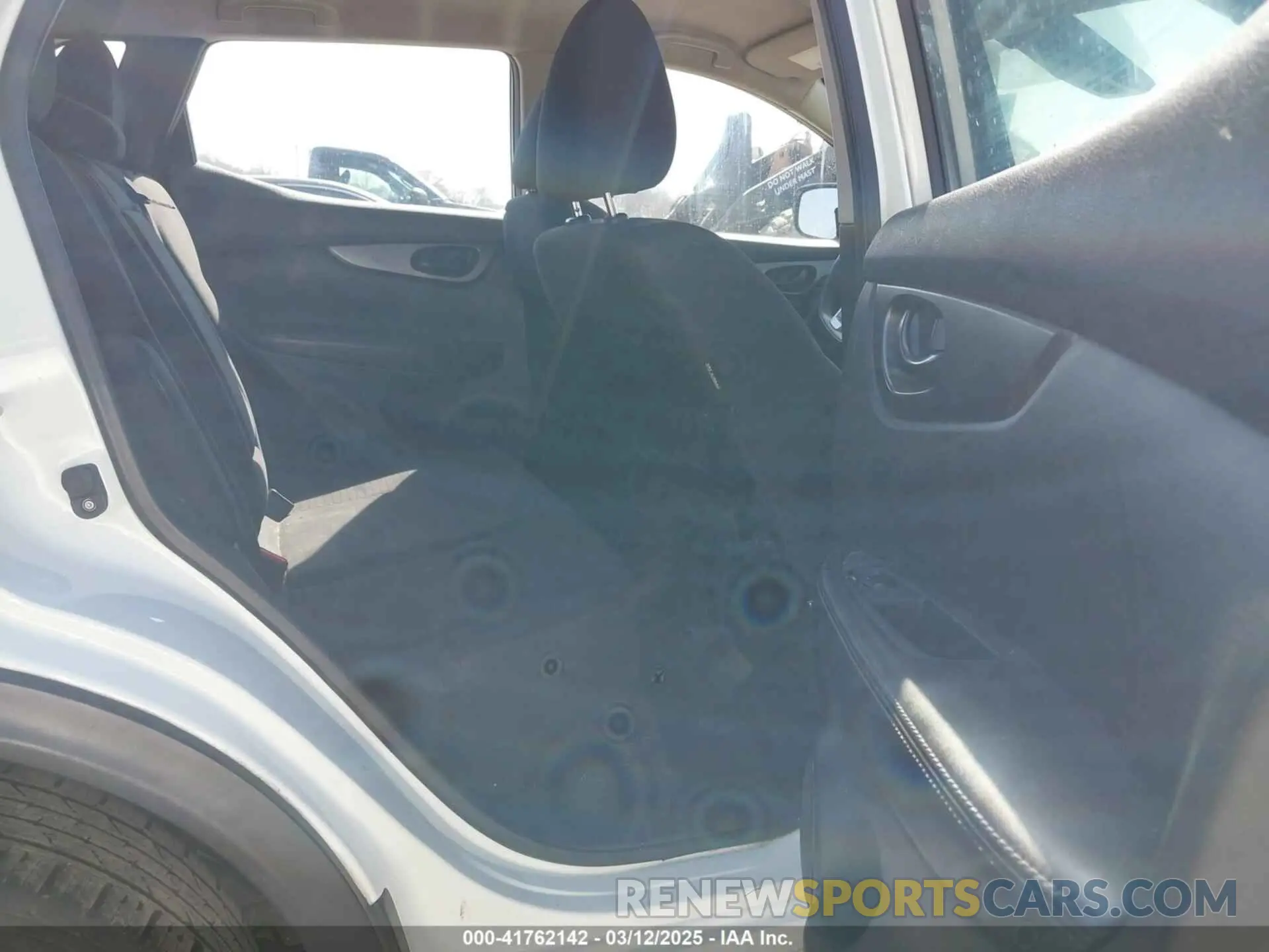 8 Photograph of a damaged car JN1BJ1AV0MW301315 NISSAN ROGUE SPORT 2021