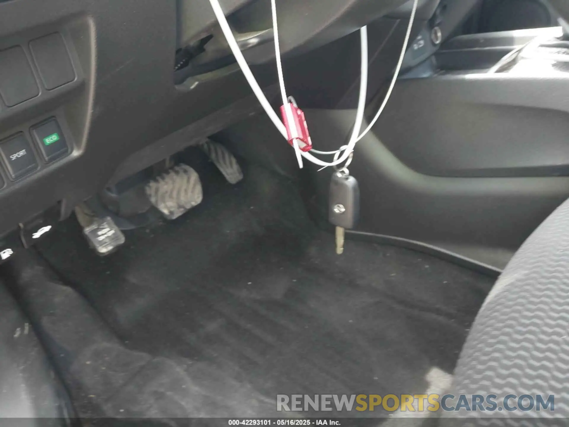 11 Photograph of a damaged car JN1BJ1AV3MW305889 NISSAN ROGUE SPORT 2021