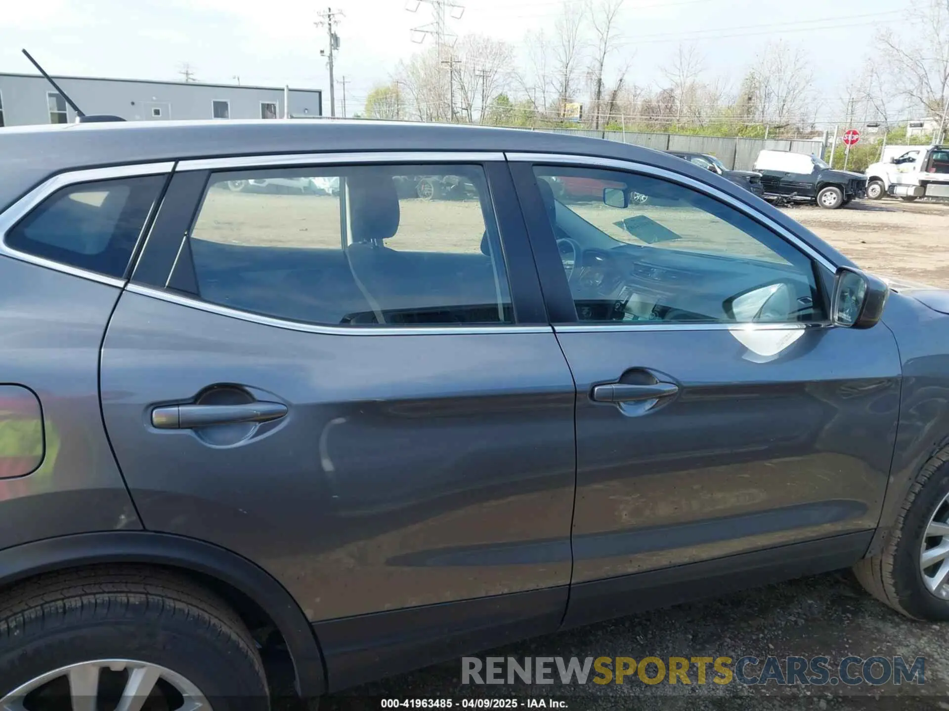14 Photograph of a damaged car JN1BJ1AV4MW302189 NISSAN ROGUE SPORT 2021