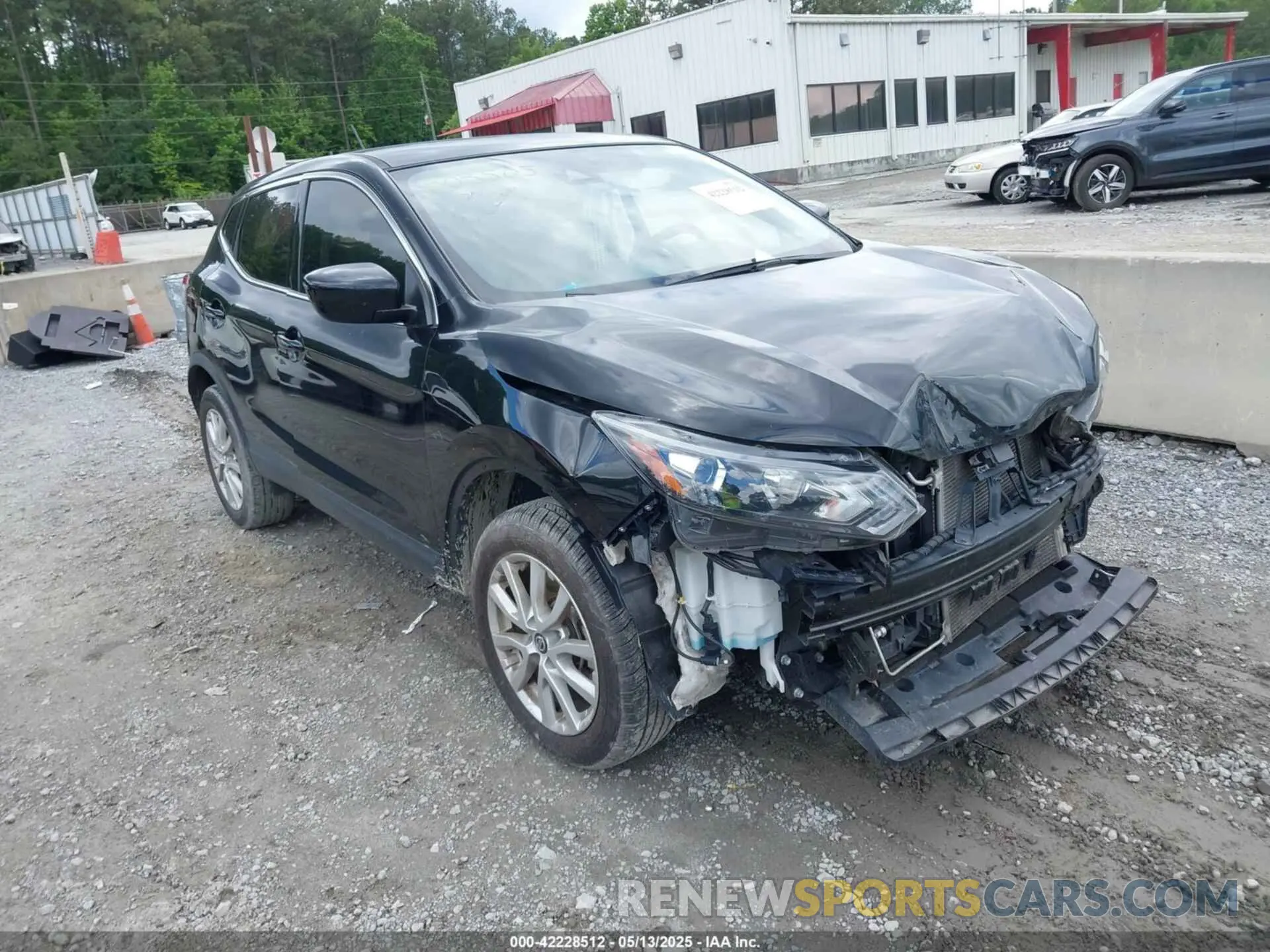 1 Photograph of a damaged car JN1BJ1AV4MW303505 NISSAN ROGUE SPORT 2021