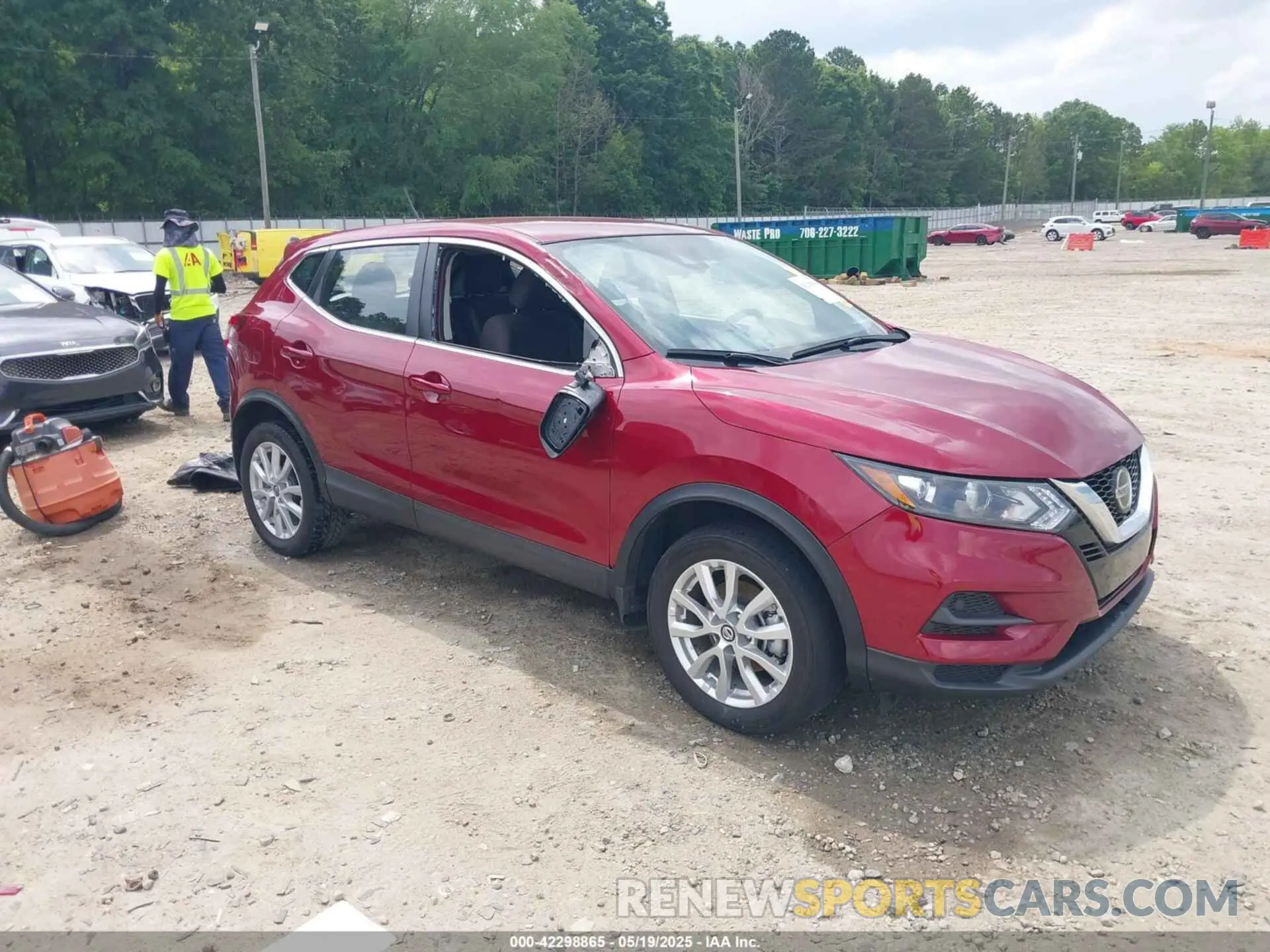1 Photograph of a damaged car JN1BJ1AV5MW318188 NISSAN ROGUE SPORT 2021