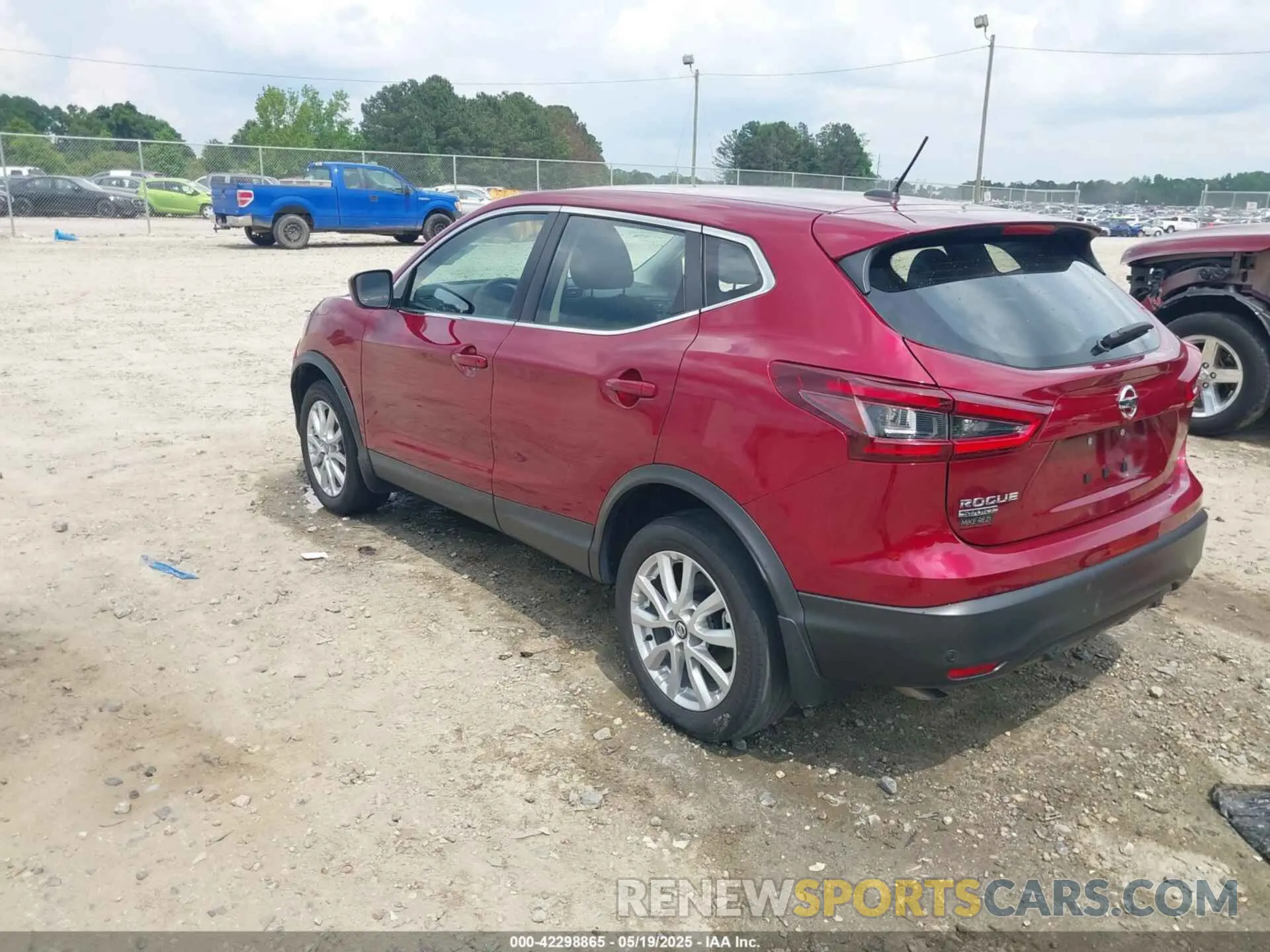 3 Photograph of a damaged car JN1BJ1AV5MW318188 NISSAN ROGUE SPORT 2021