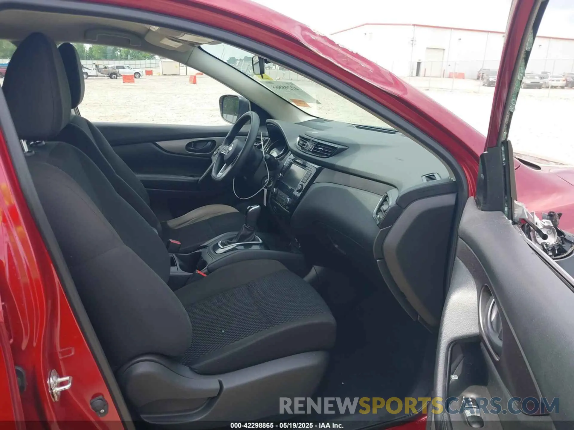 5 Photograph of a damaged car JN1BJ1AV5MW318188 NISSAN ROGUE SPORT 2021