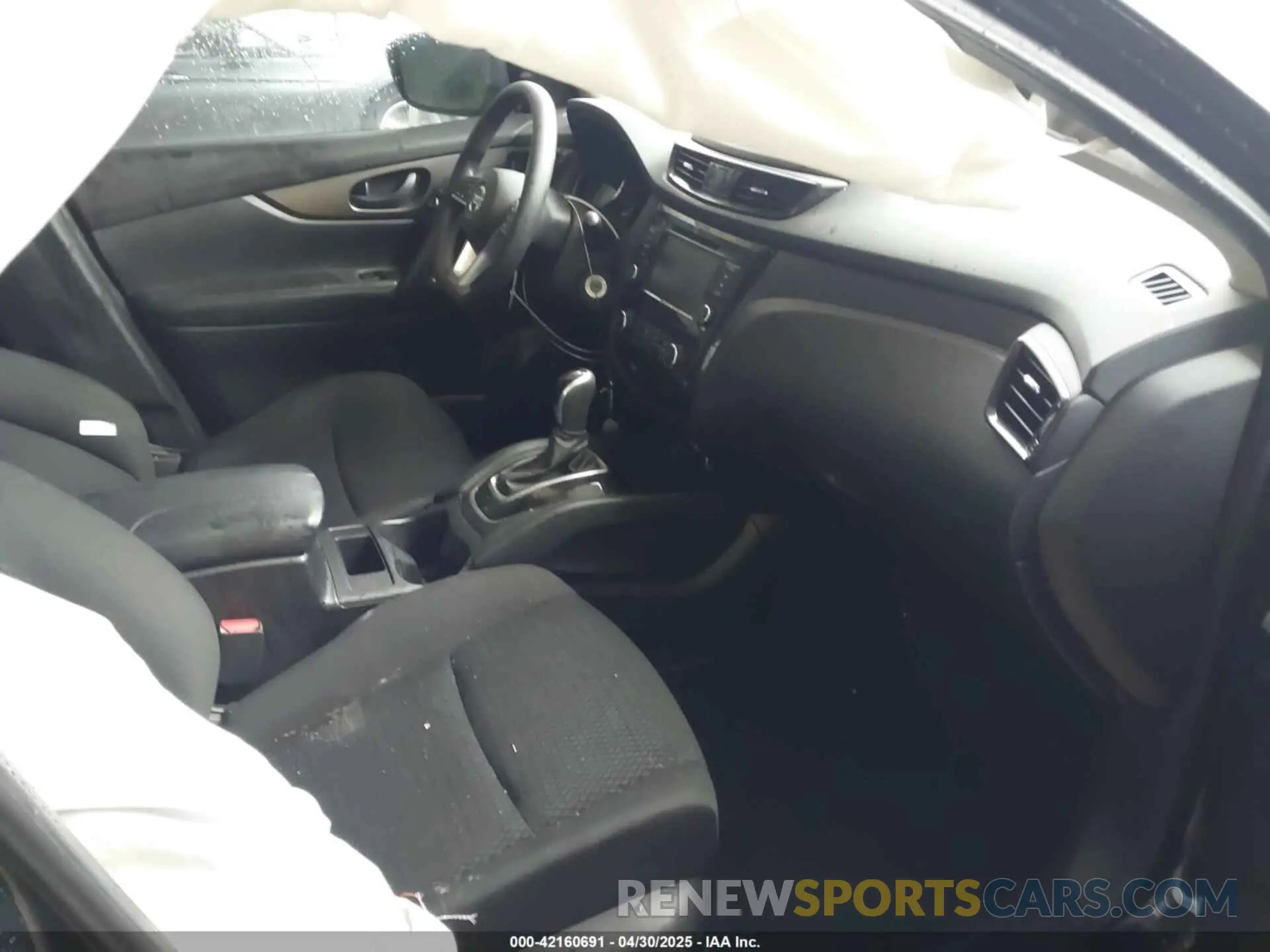 5 Photograph of a damaged car JN1BJ1AV5MW571656 NISSAN ROGUE SPORT 2021