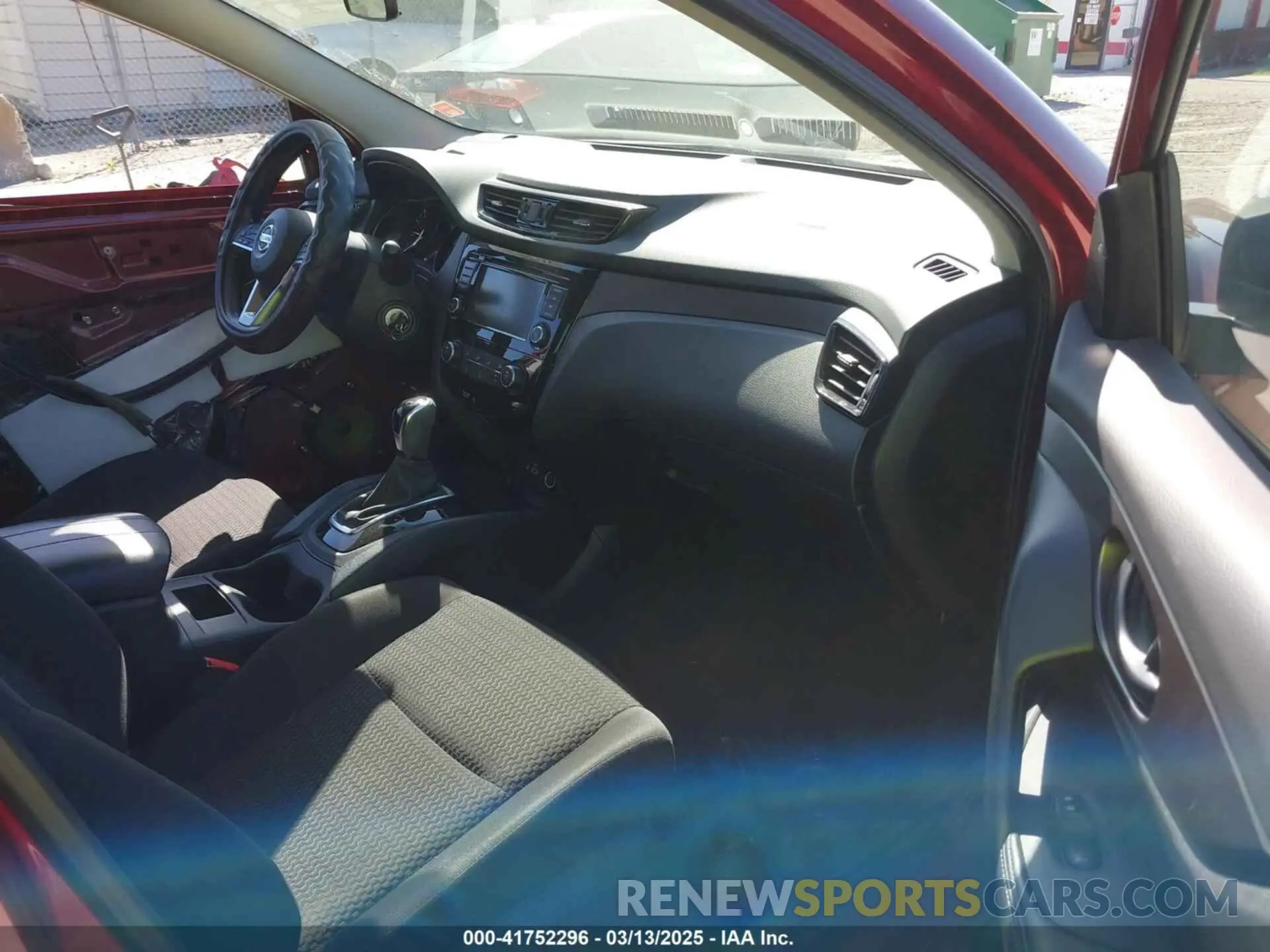 5 Photograph of a damaged car JN1BJ1AV8MW311641 NISSAN ROGUE SPORT 2021