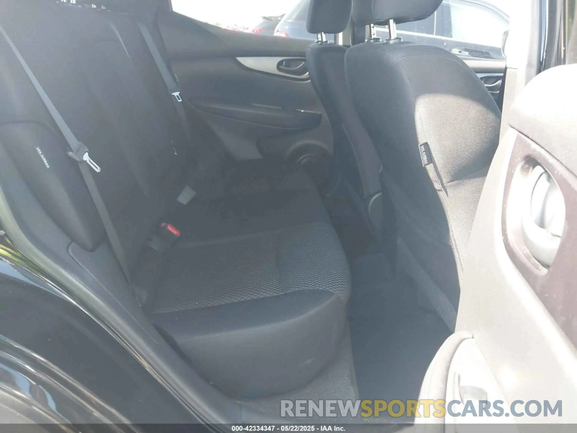8 Photograph of a damaged car JN1BJ1AV8MW315107 NISSAN ROGUE SPORT 2021