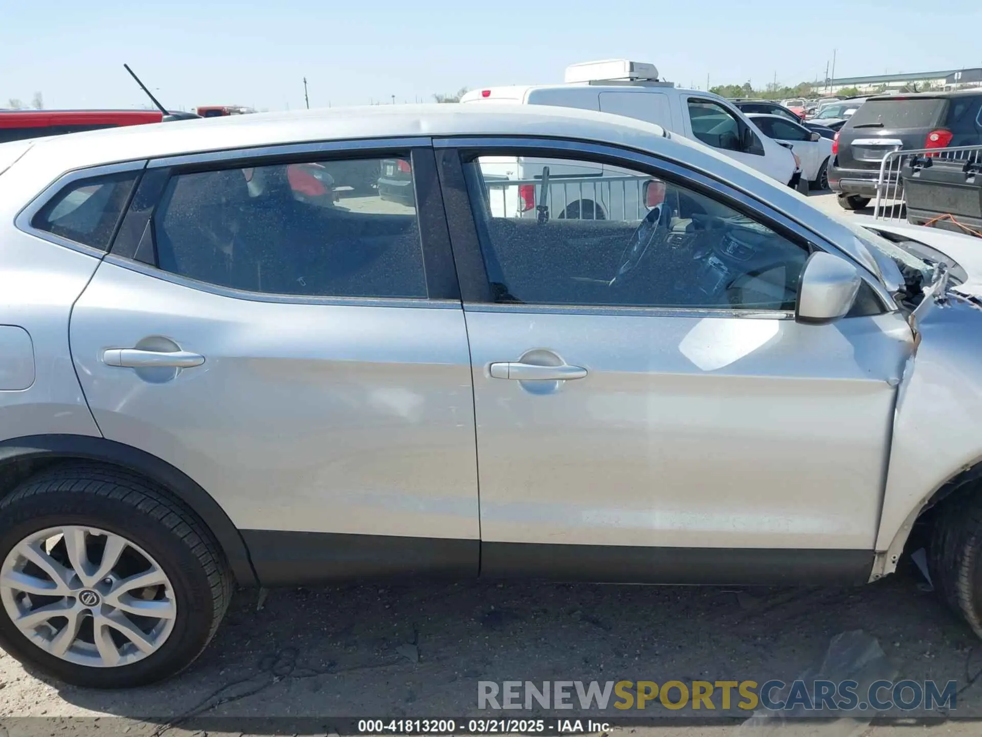 12 Photograph of a damaged car JN1BJ1AV9MW300888 NISSAN ROGUE SPORT 2021