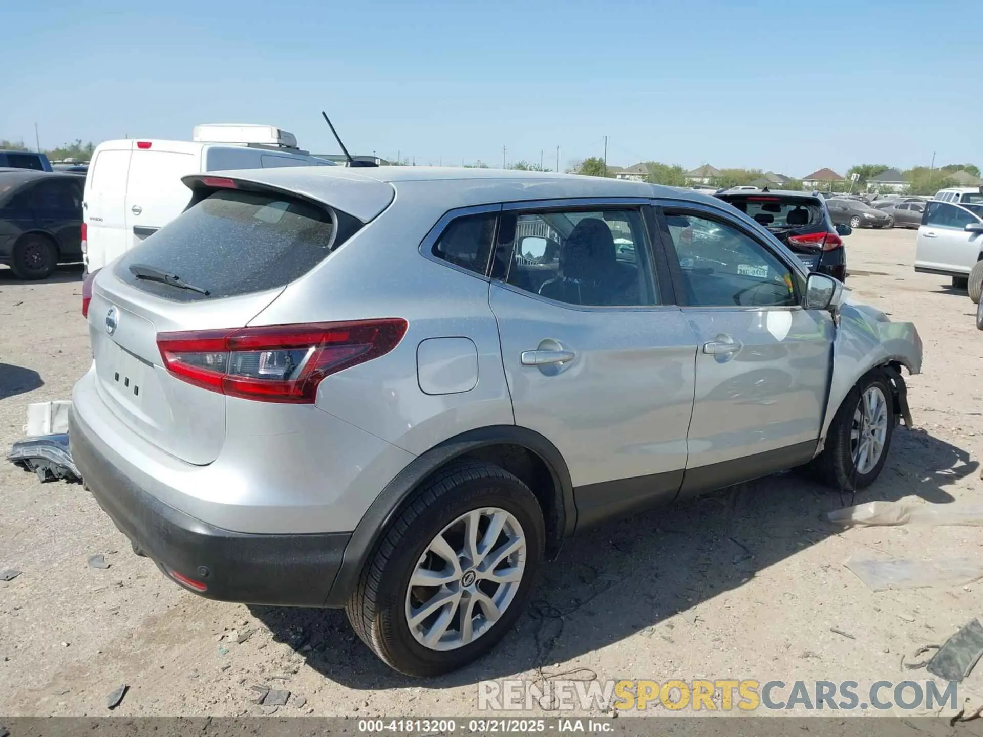 4 Photograph of a damaged car JN1BJ1AV9MW300888 NISSAN ROGUE SPORT 2021