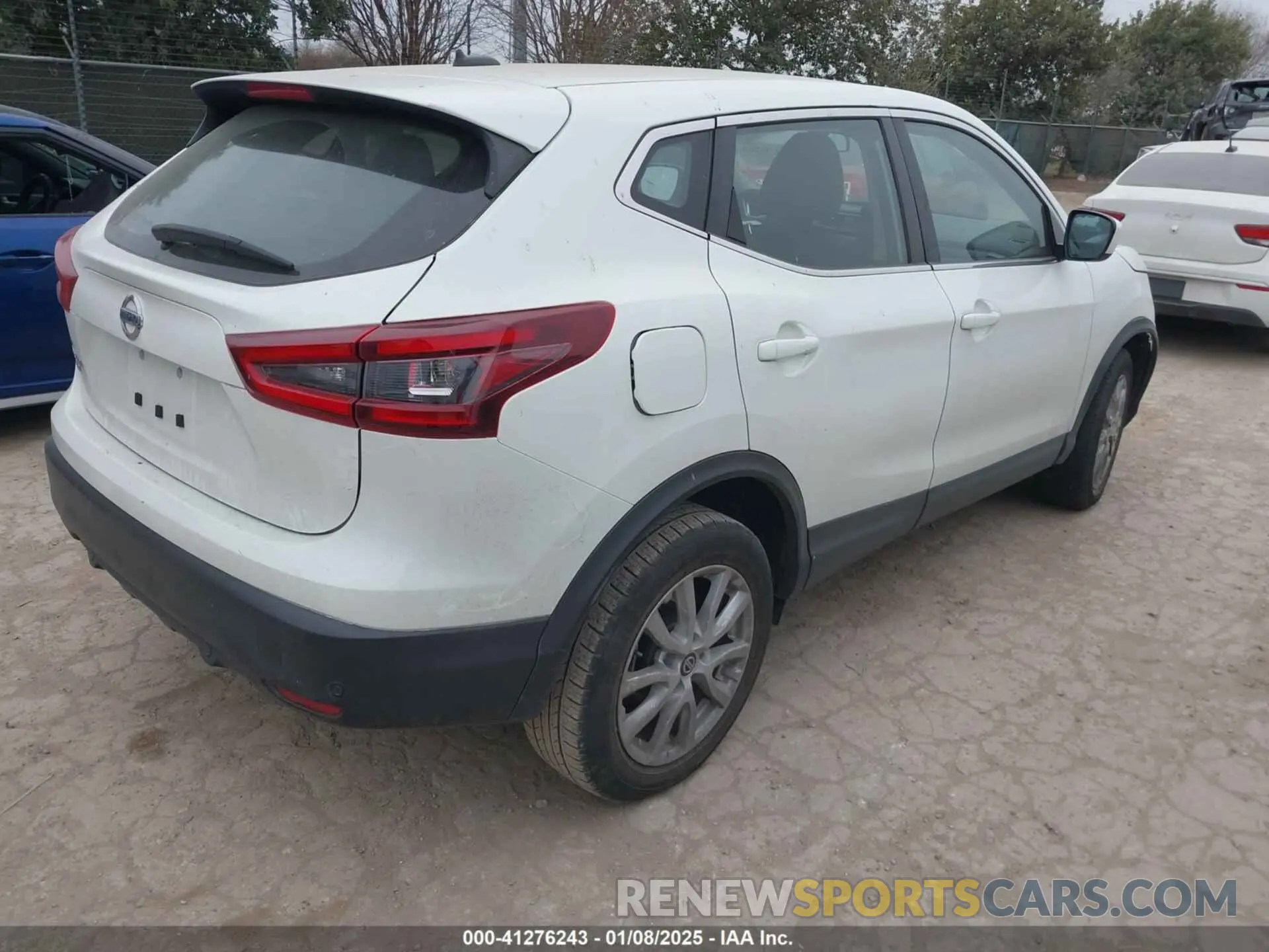 4 Photograph of a damaged car JN1BJ1AV9MW313754 NISSAN ROGUE SPORT 2021
