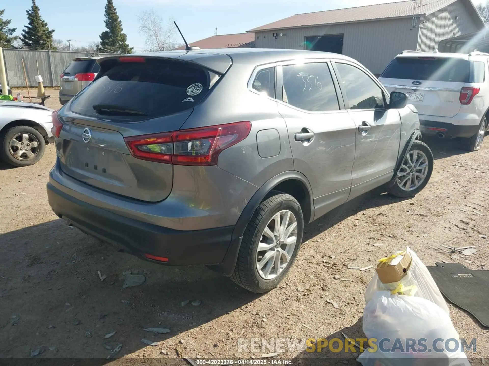 4 Photograph of a damaged car JN1BJ1AV9MW571983 NISSAN ROGUE SPORT 2021