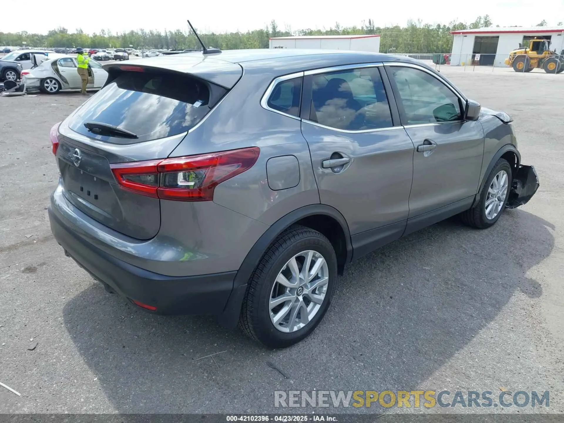 4 Photograph of a damaged car JN1BJ1AW0MW422743 NISSAN ROGUE SPORT 2021