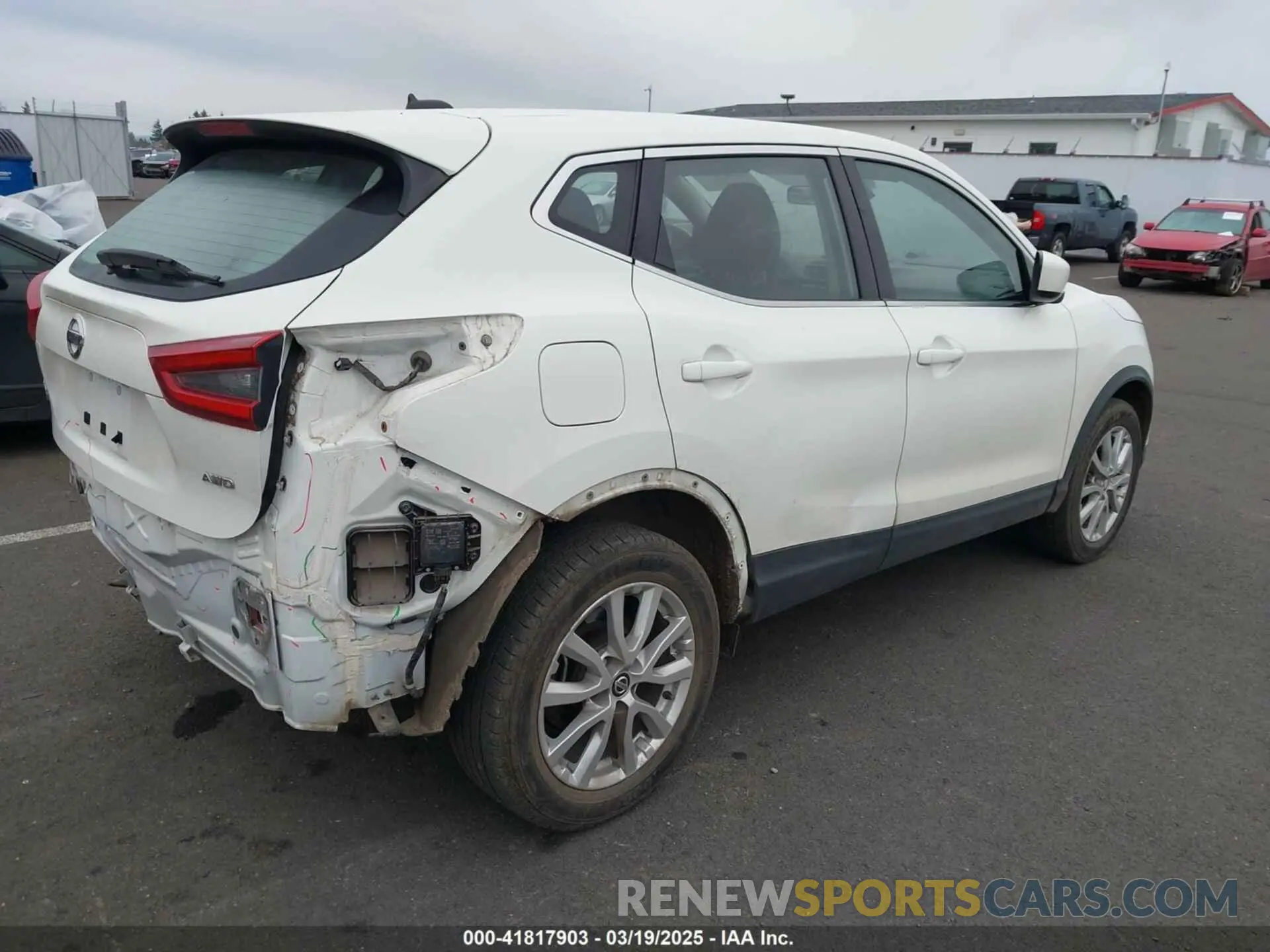 4 Photograph of a damaged car JN1BJ1AW1MW427062 NISSAN ROGUE SPORT 2021