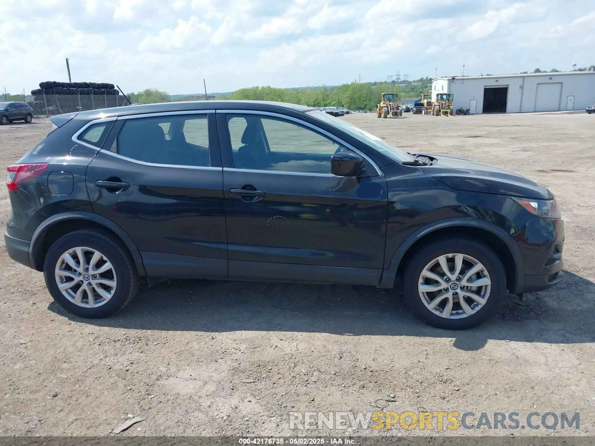 14 Photograph of a damaged car JN1BJ1AW1MW668250 NISSAN ROGUE SPORT 2021
