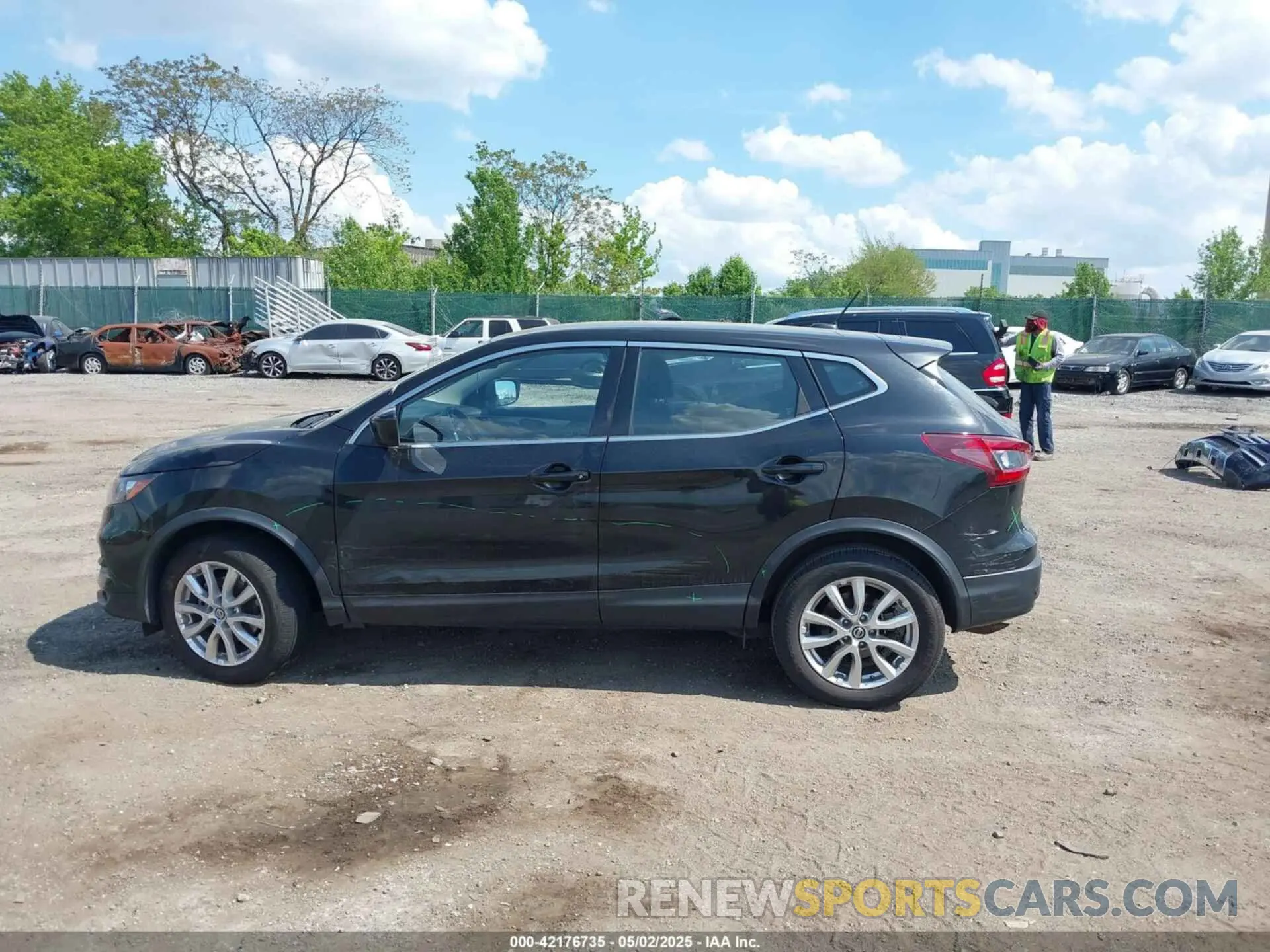 15 Photograph of a damaged car JN1BJ1AW1MW668250 NISSAN ROGUE SPORT 2021