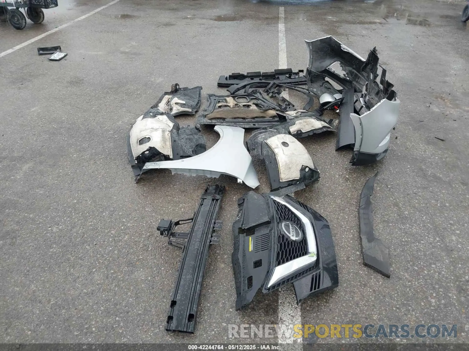 18 Photograph of a damaged car JN1BJ1AW3MW665169 NISSAN ROGUE SPORT 2021