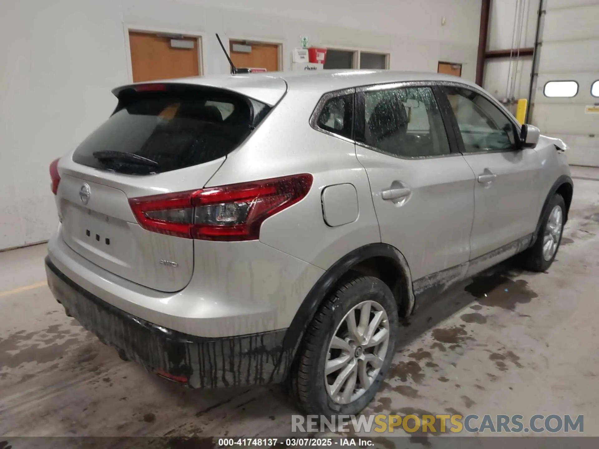 4 Photograph of a damaged car JN1BJ1AW5MW420776 NISSAN ROGUE SPORT 2021
