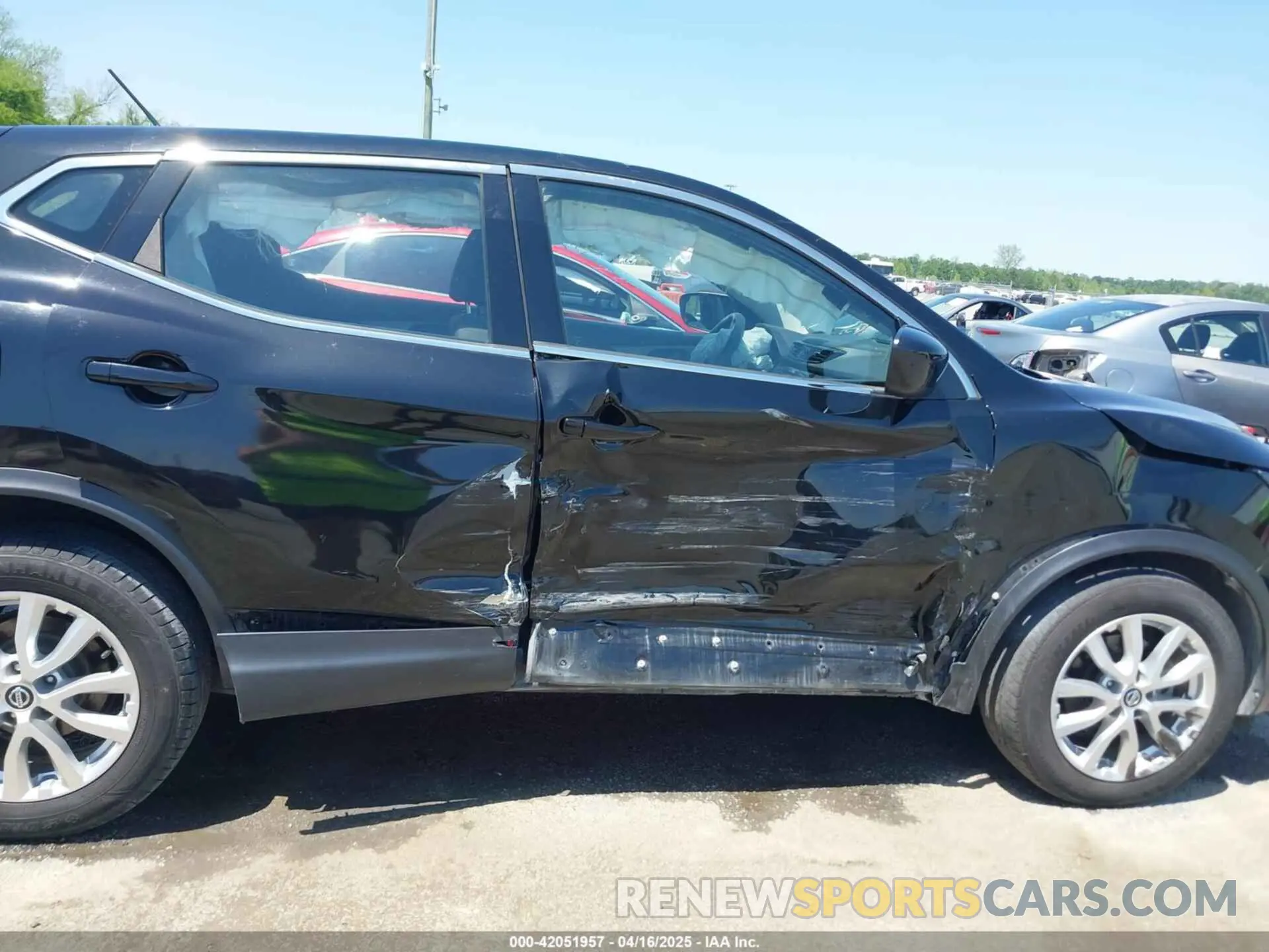 6 Photograph of a damaged car JN1BJ1AW5MW664587 NISSAN ROGUE SPORT 2021